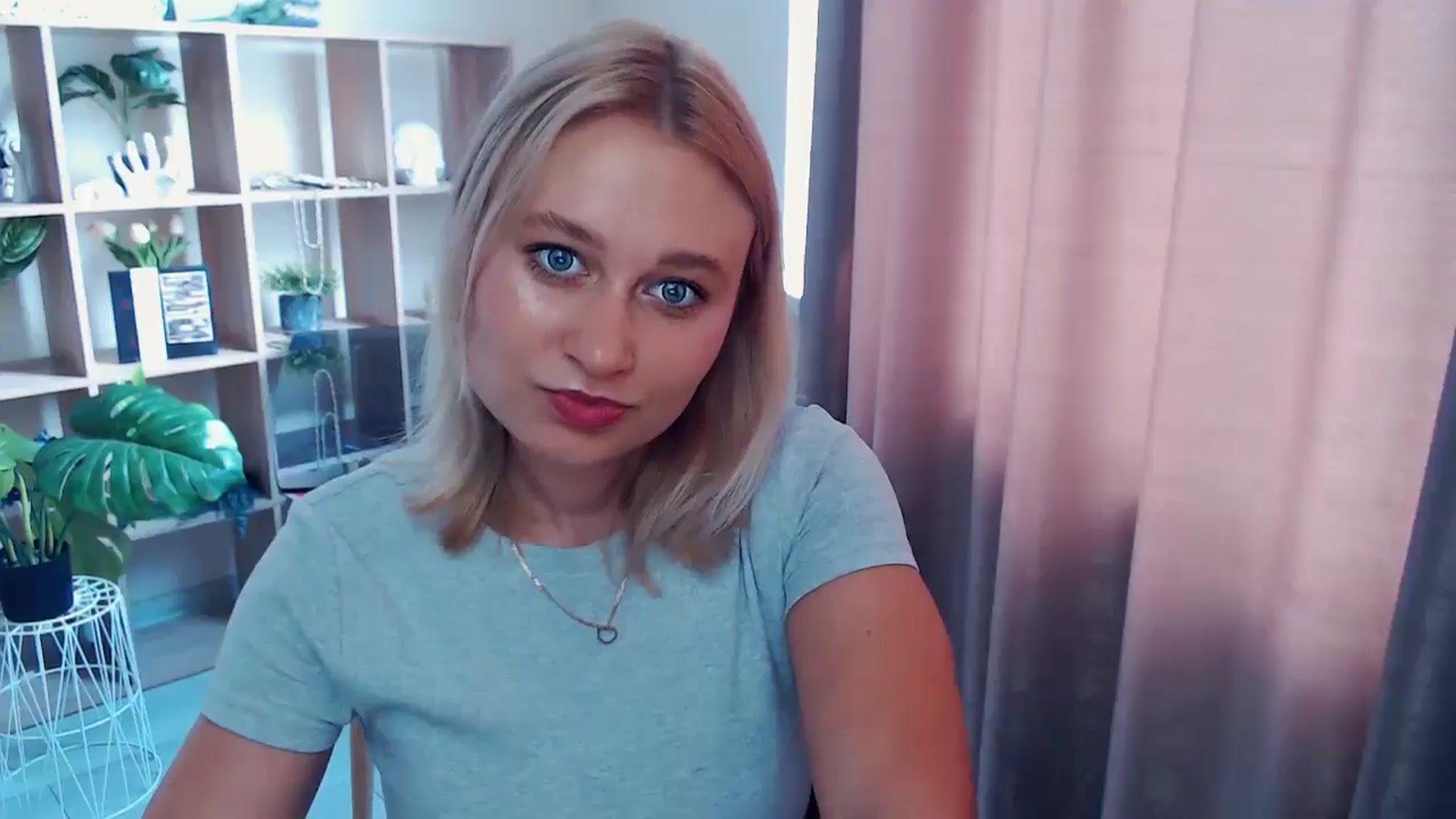 Gallery image thumbnail from Kukla_kolduna's myfreecams stream on, 07/27/2025, 11:19 image 18 of 20