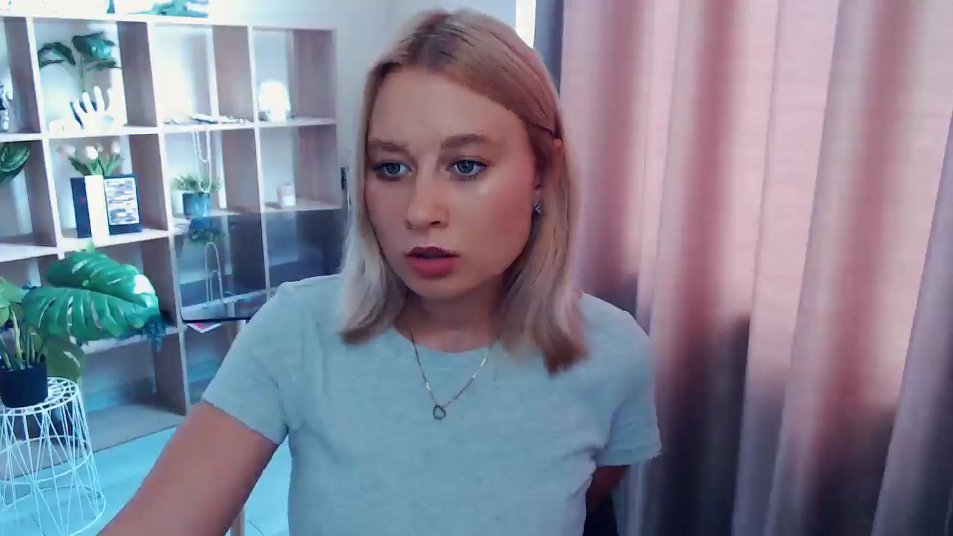 Gallery image thumbnail from Kukla_kolduna's myfreecams stream on, 07/27/2025, 11:19 image 10 of 20