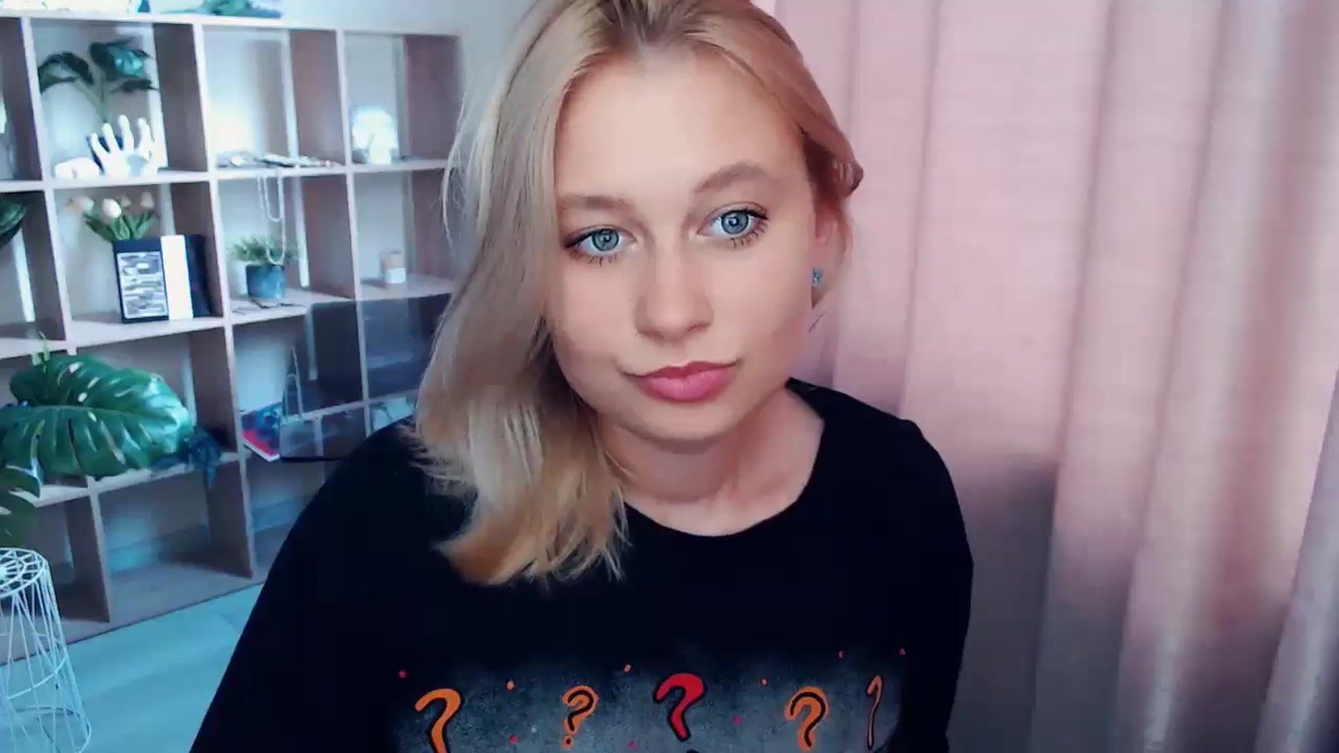 Gallery image thumbnail from Kukla_kolduna's myfreecams stream on, 07/30/2025, 15:35 image 9 of 20