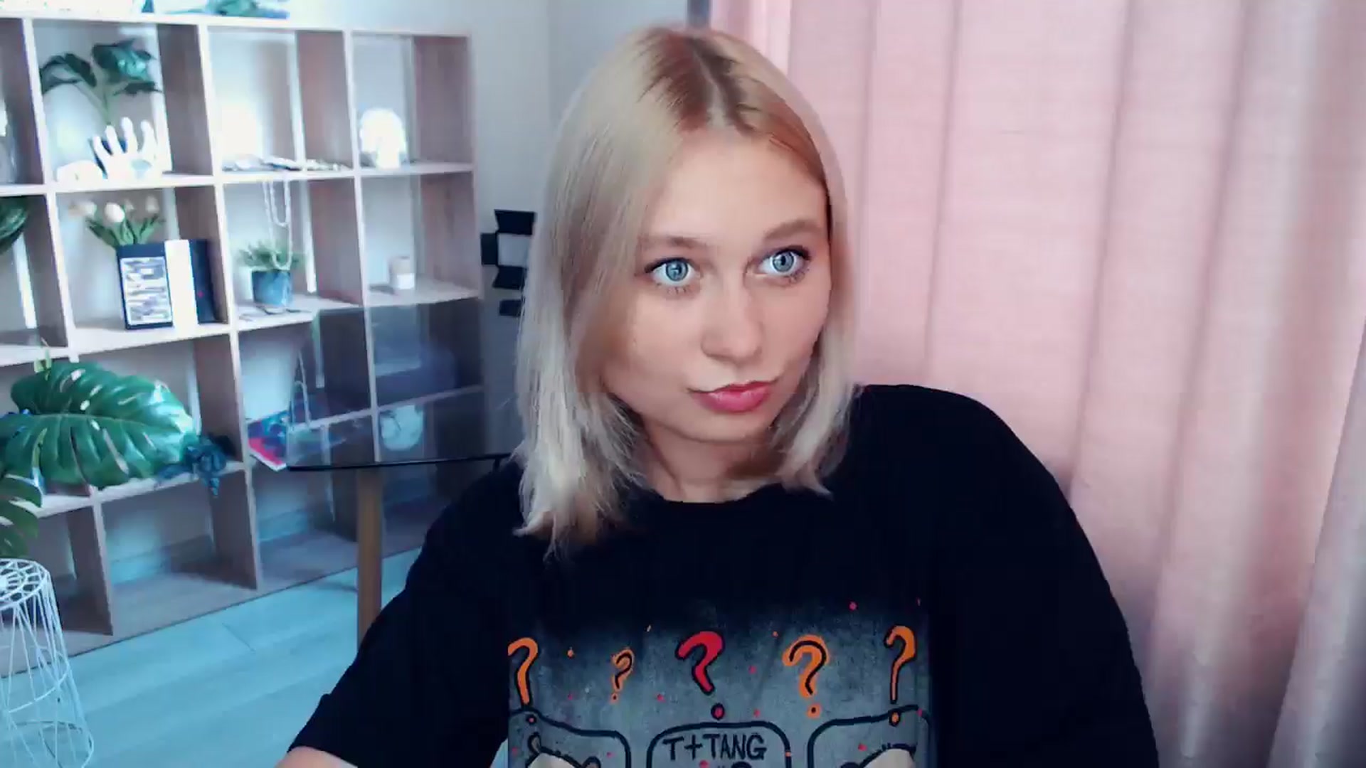 Gallery image thumbnail from Kukla_kolduna's myfreecams stream on, 07/30/2025, 15:35 image 2 of 20