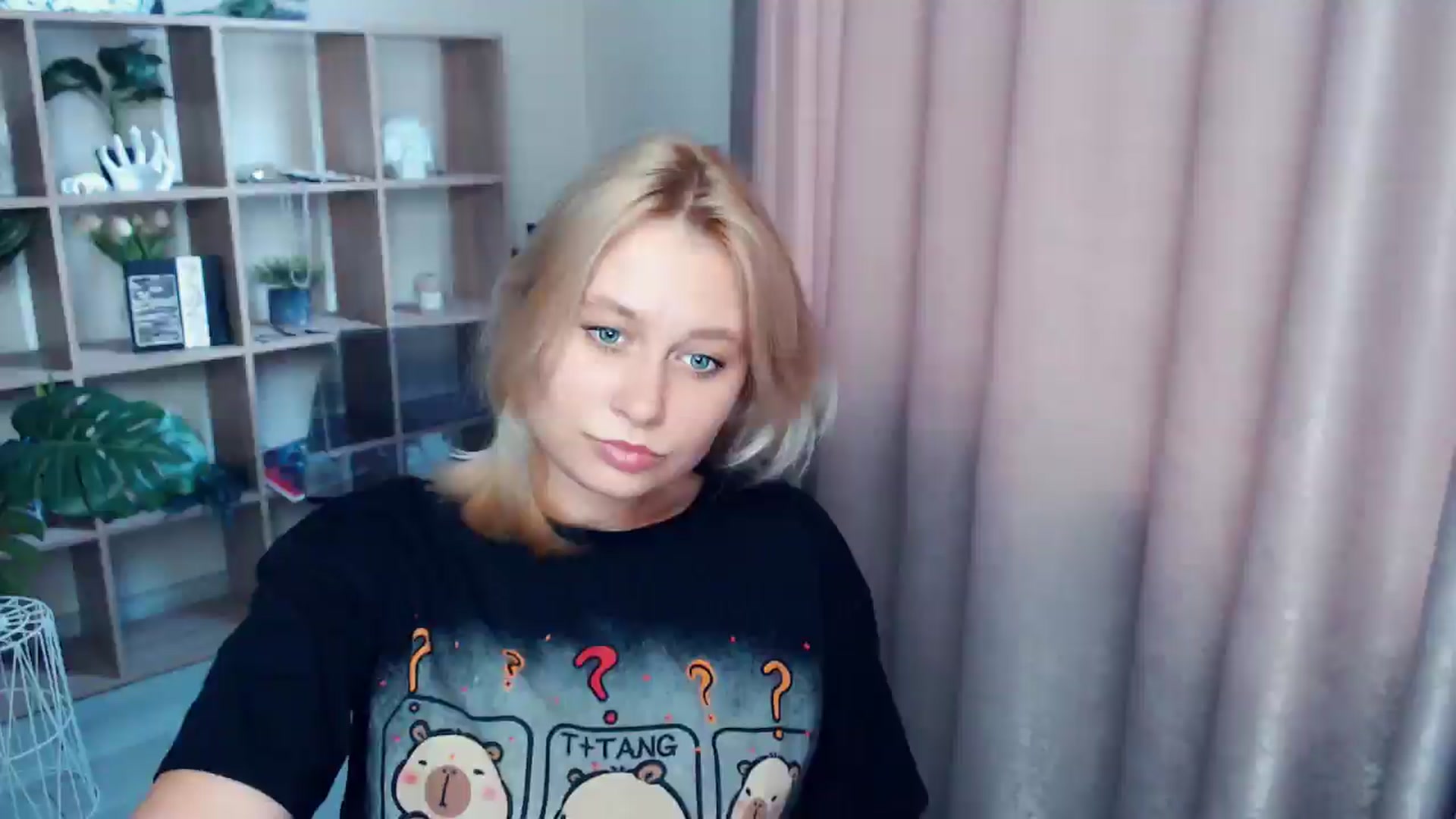 Gallery image thumbnail from Kukla_kolduna's myfreecams stream on, 07/30/2025, 15:35 image 15 of 20