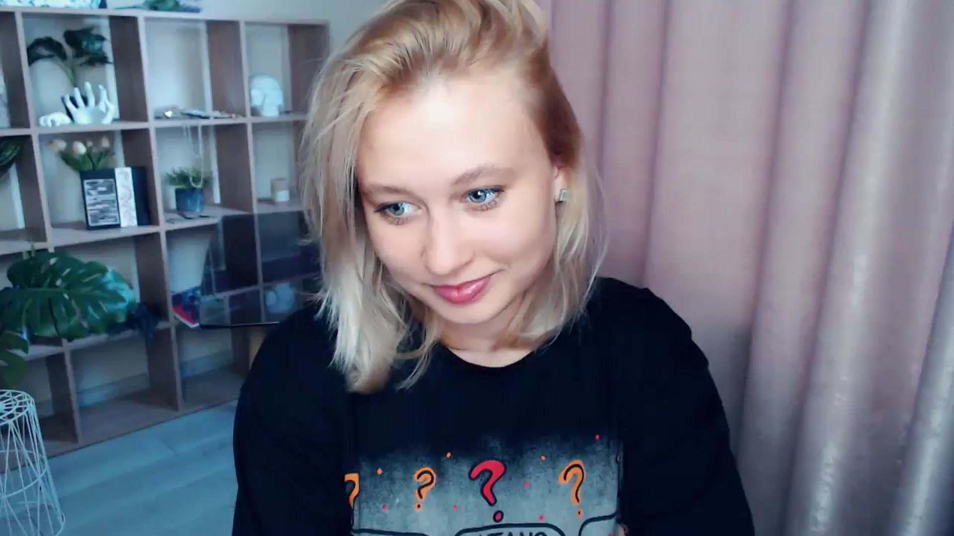 Gallery image thumbnail from Kukla_kolduna's myfreecams stream on, 07/30/2025, 15:35 image 17 of 20