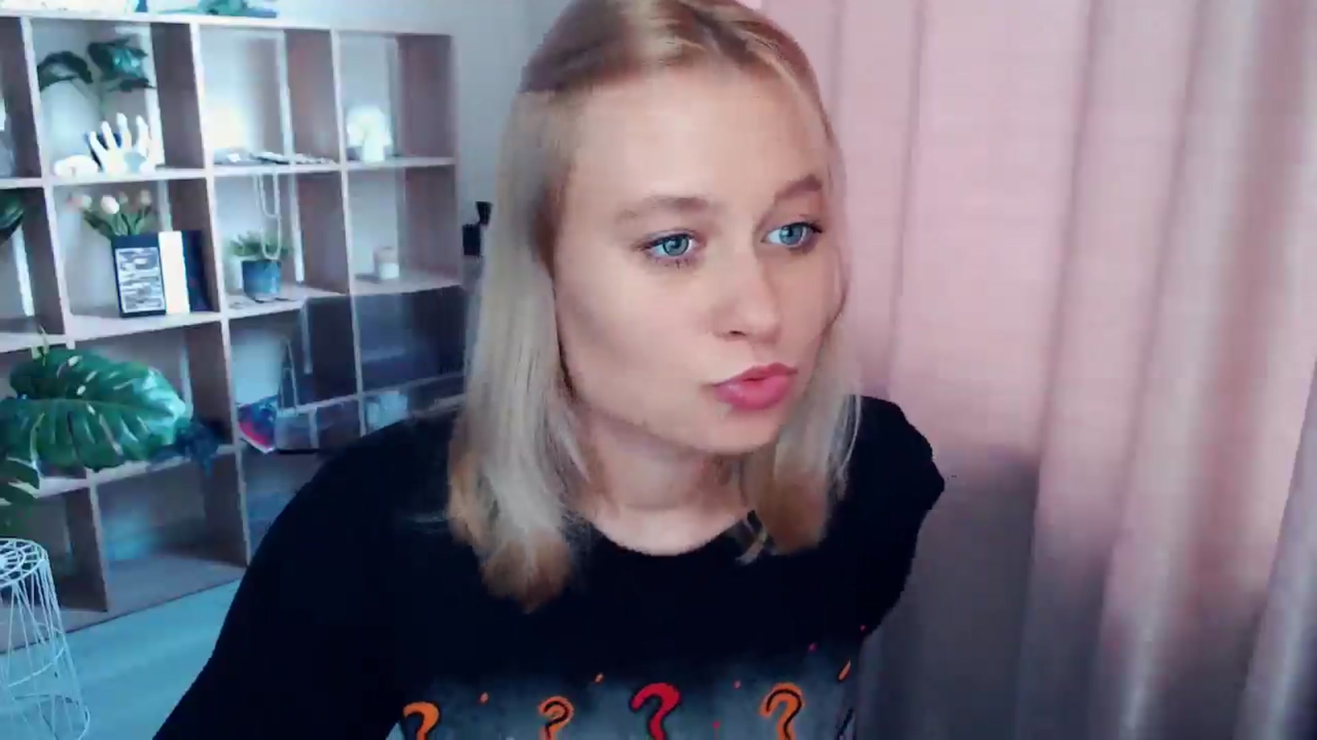 Gallery image thumbnail from Kukla_kolduna's myfreecams stream on, 07/30/2025, 15:35 image 7 of 20