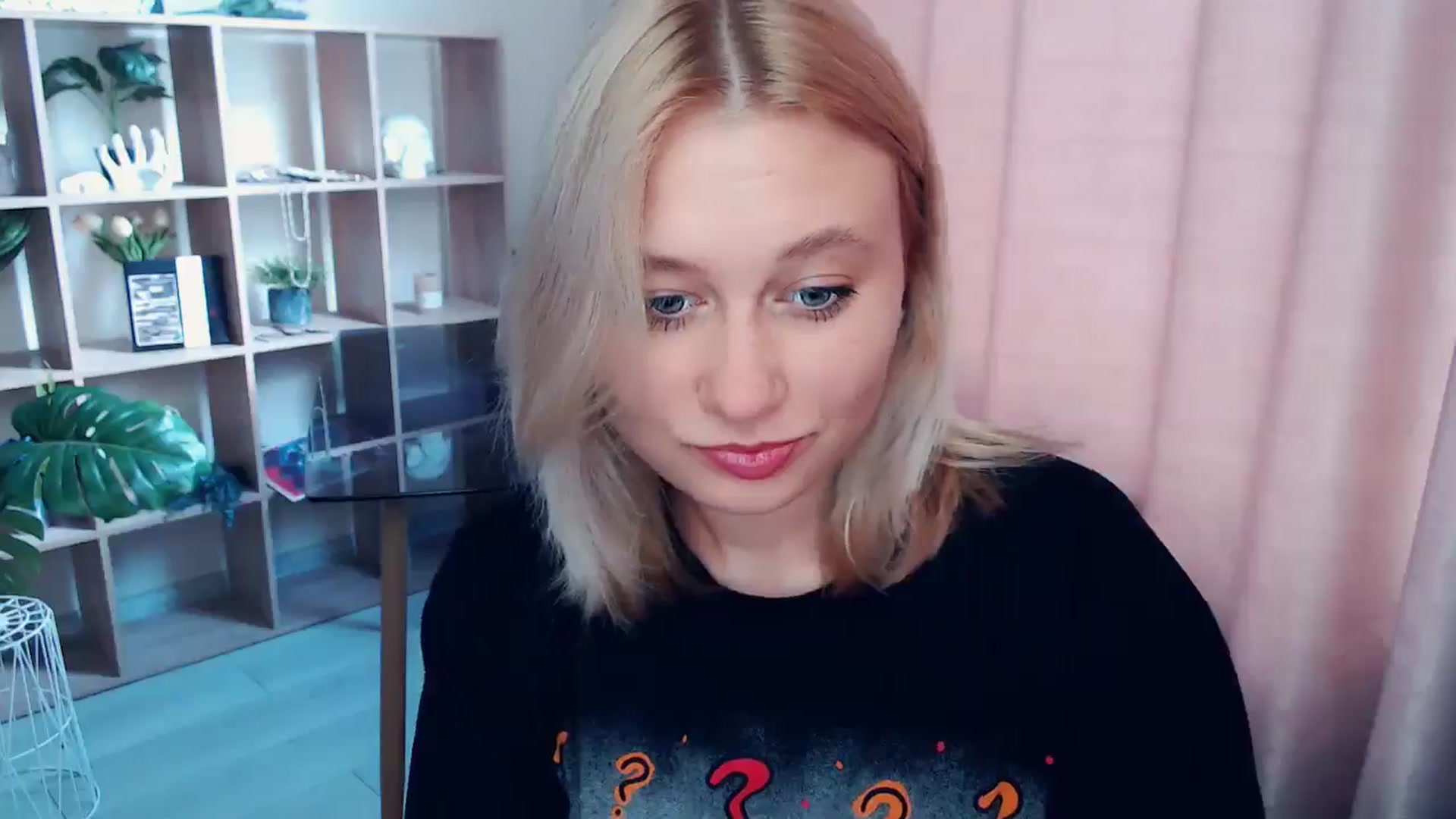 Gallery image thumbnail from Kukla_kolduna's myfreecams stream on, 07/30/2025, 15:35 image 3 of 20