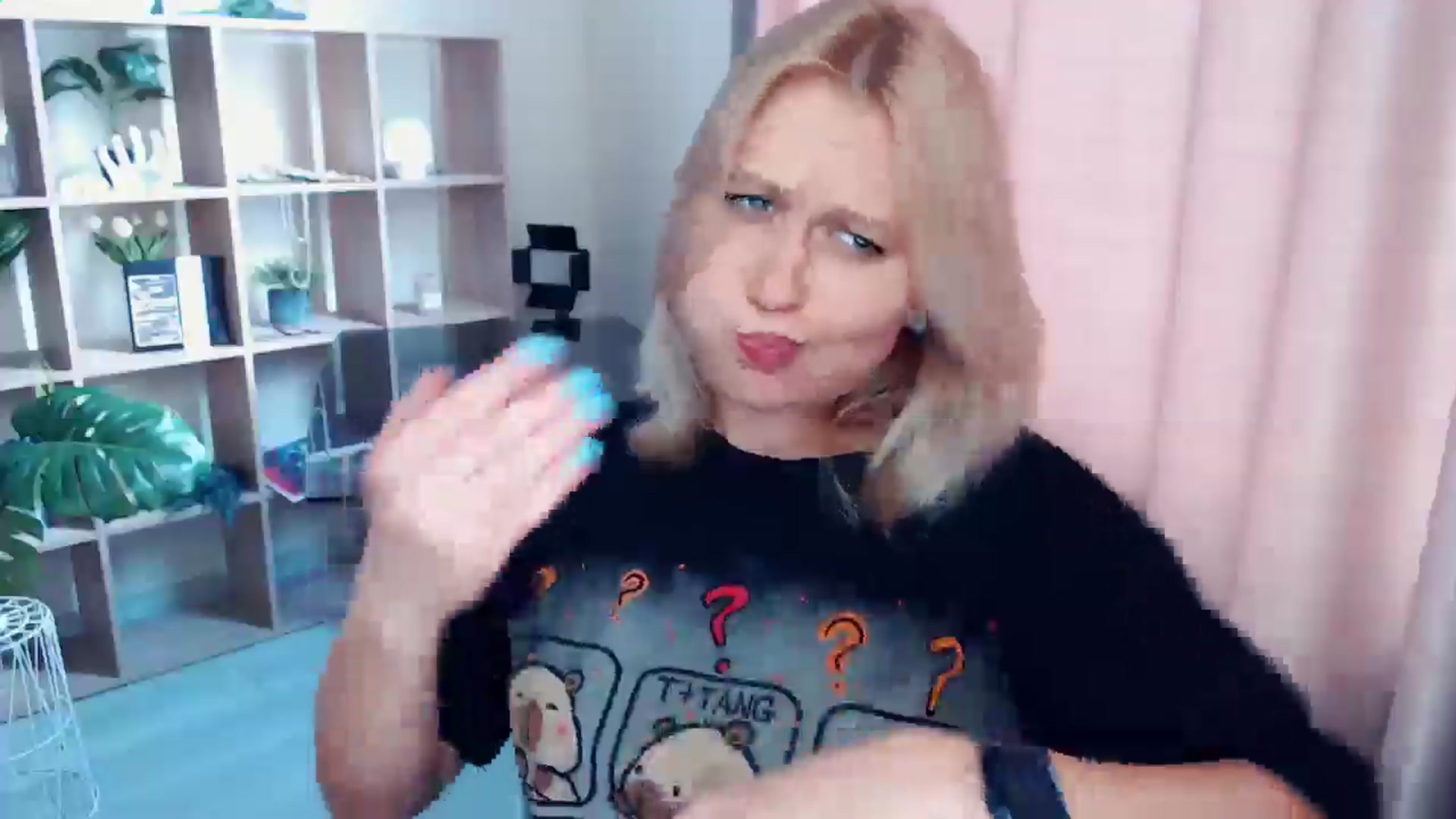 Gallery image thumbnail from Kukla_kolduna's myfreecams stream on, 07/30/2025, 15:35 image 6 of 20