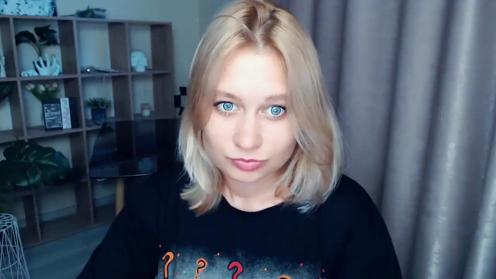 Gallery image thumbnail from Kukla_kolduna's myfreecams stream on, 07/30/2025, 18:00 image 7 of 20