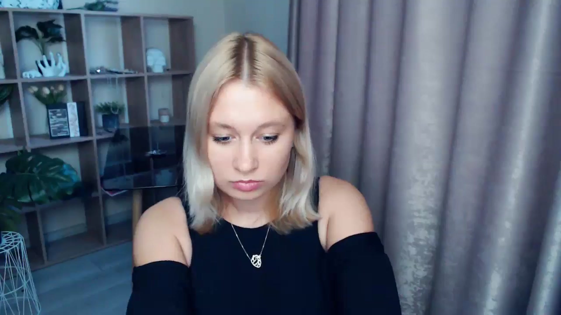 Gallery image thumbnail from Kukla_kolduna's myfreecams stream on, 07/31/2025, 18:02 image 10 of 20