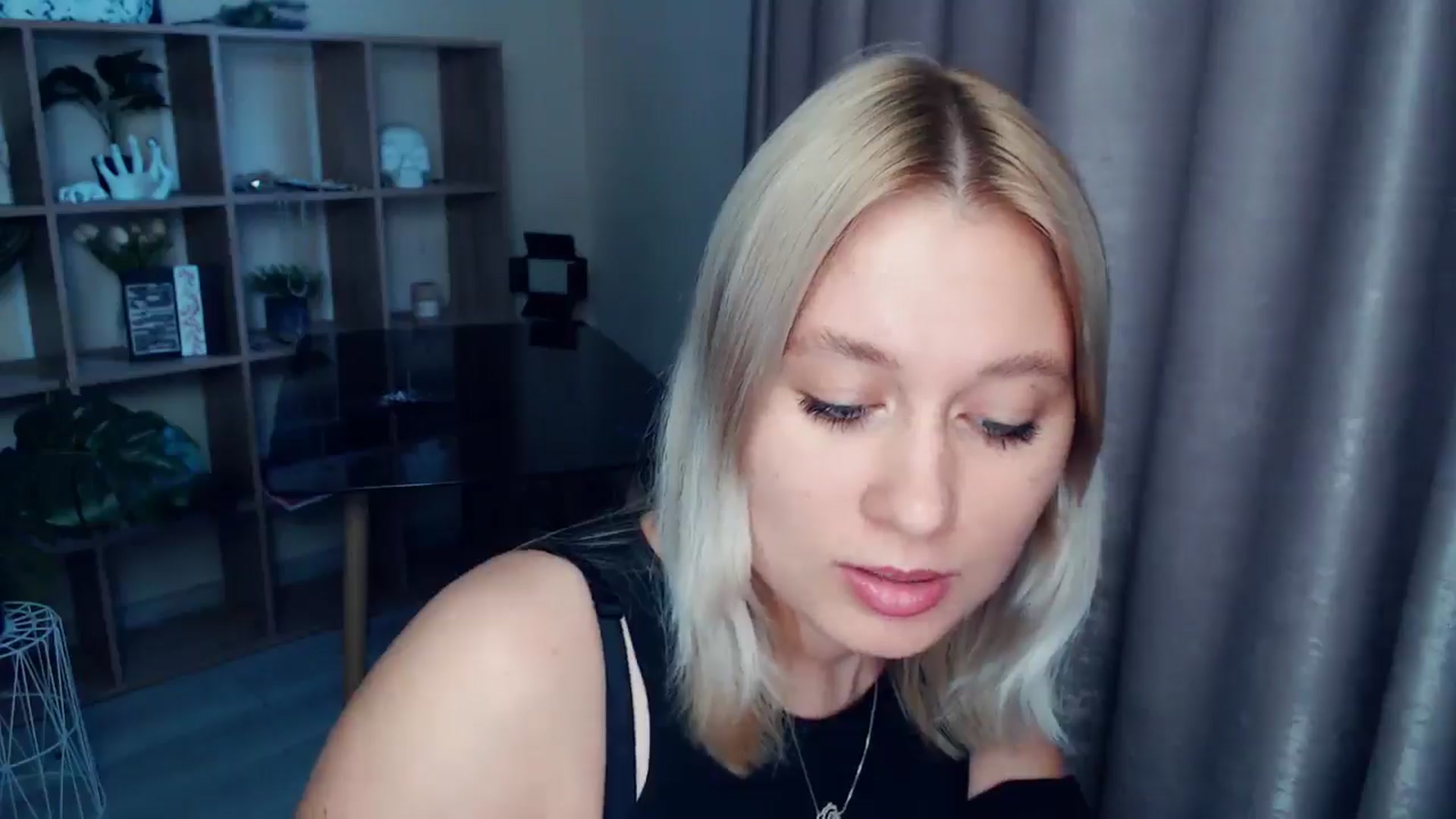 Gallery image thumbnail from Kukla_kolduna's myfreecams stream on, 07/31/2025, 18:02 image 11 of 20