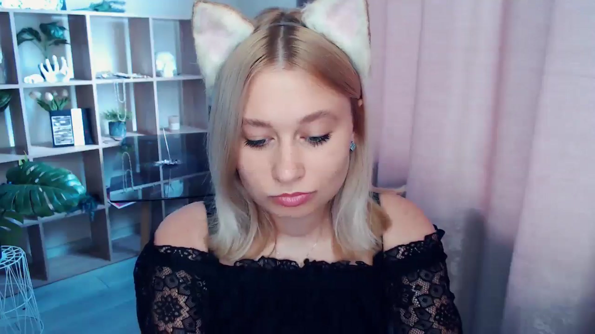 Gallery image thumbnail from Kukla_kolduna's myfreecams stream on, 08/01/2025, 16:43 image 5 of 20