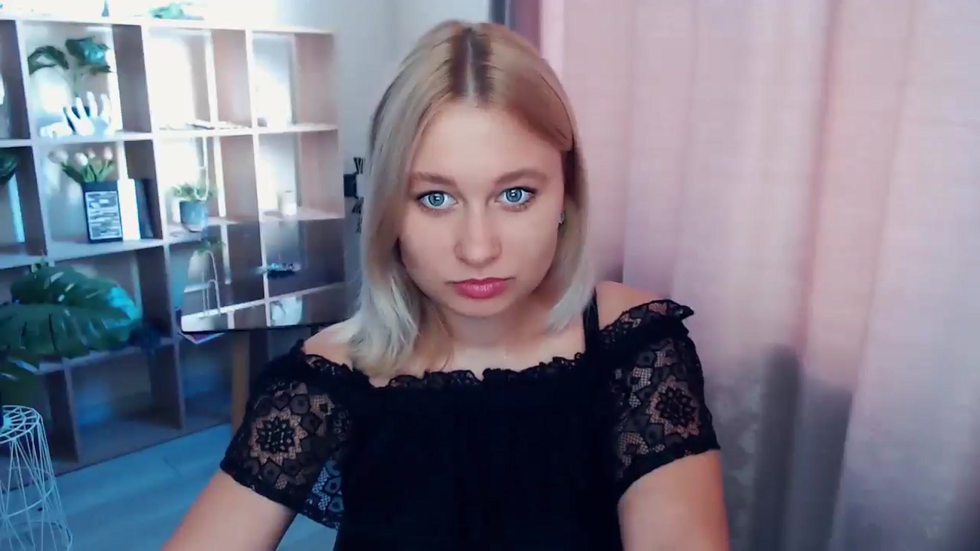 Gallery image thumbnail from Kukla_kolduna's myfreecams stream on, 08/01/2025, 16:43 image 9 of 20