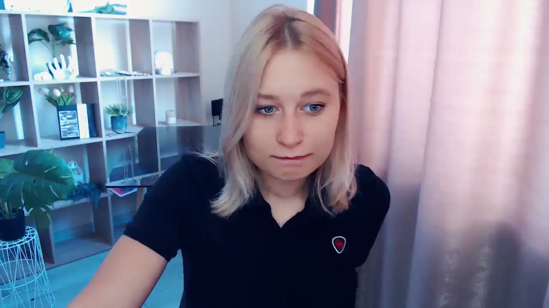 Gallery image thumbnail from Kukla_kolduna's myfreecams stream on, 08/02/2025, 07:11 image 7 of 20