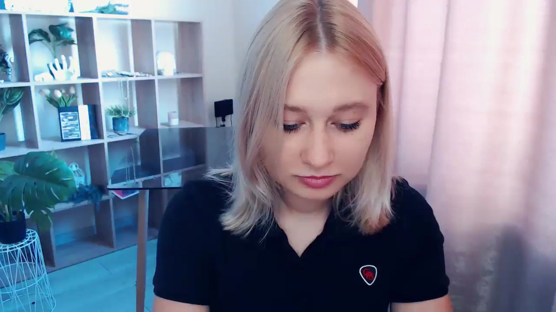 Gallery image thumbnail from Kukla_kolduna's myfreecams stream on, 08/02/2025, 07:11 image 13 of 20