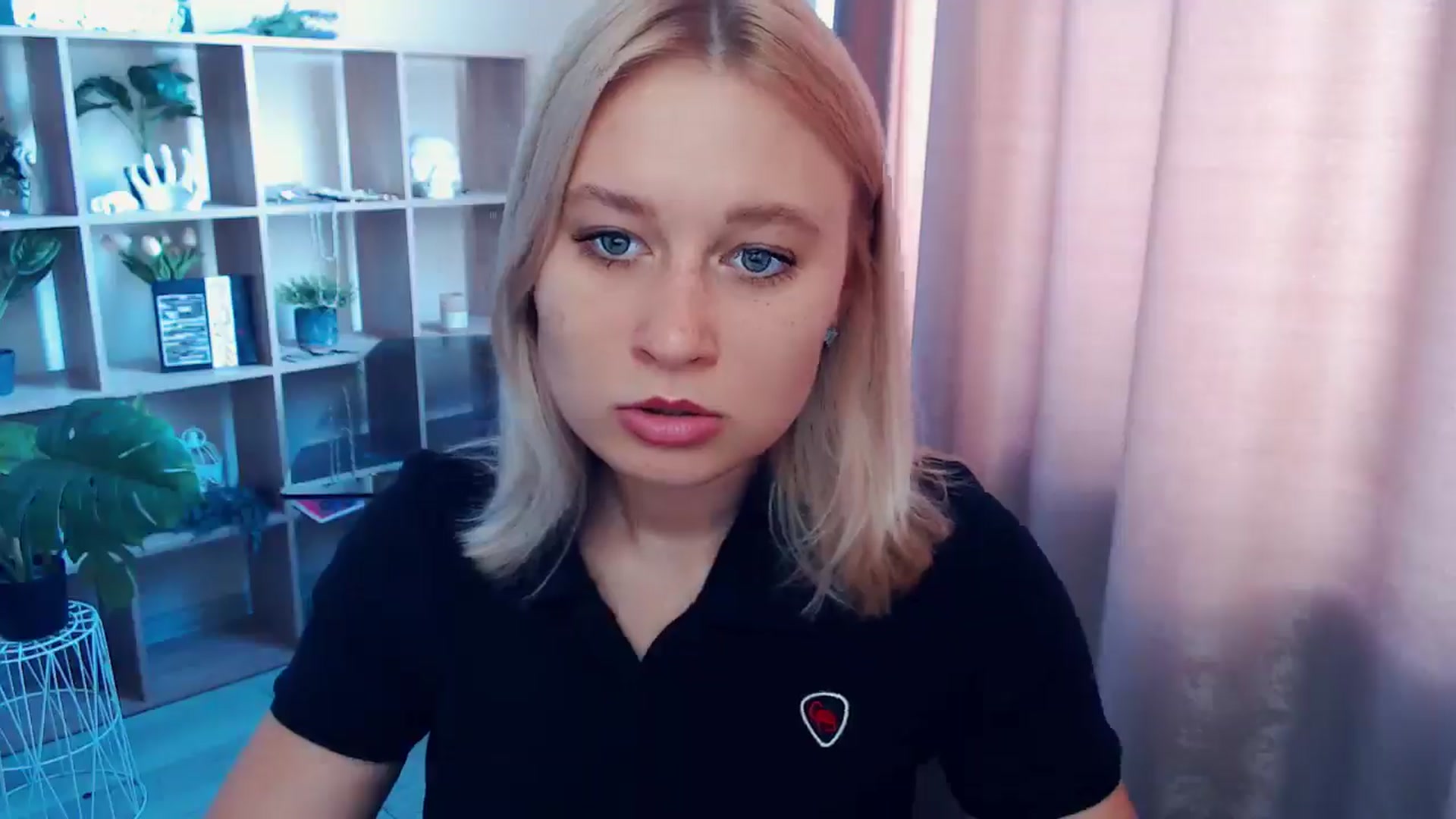 Gallery image thumbnail from Kukla_kolduna's myfreecams stream on, 08/02/2025, 07:11 image 9 of 20