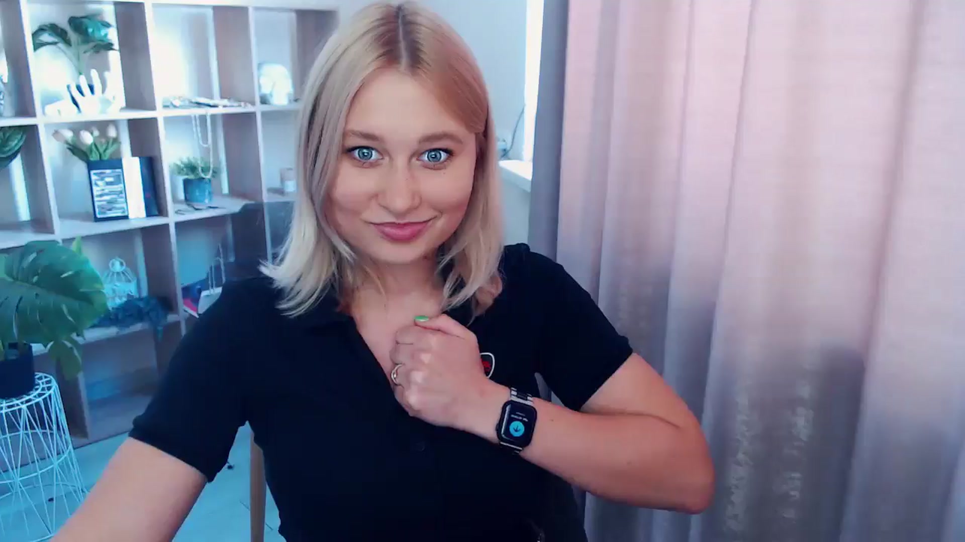 Gallery image thumbnail from Kukla_kolduna's myfreecams stream on, 08/02/2025, 10:05 image 18 of 20