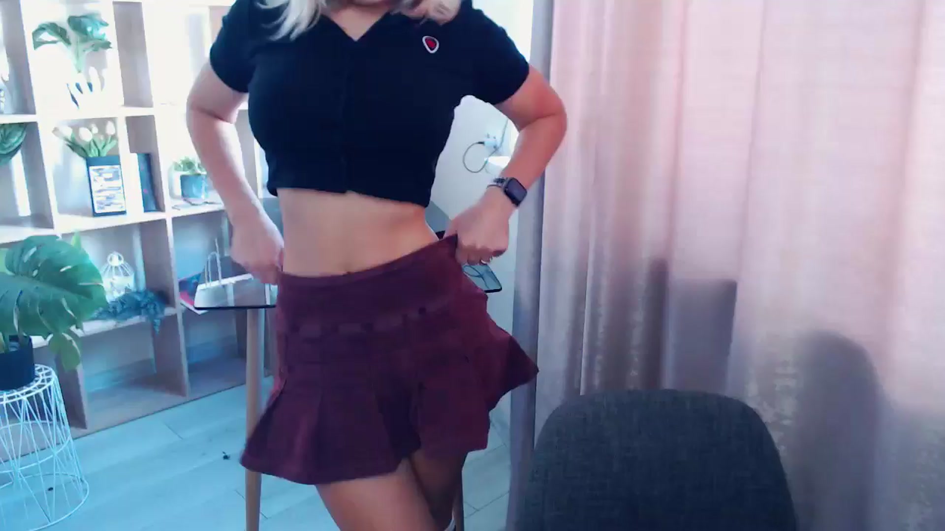 Gallery image thumbnail from Kukla_kolduna's myfreecams stream on, 08/02/2025, 11:43 image 16 of 20