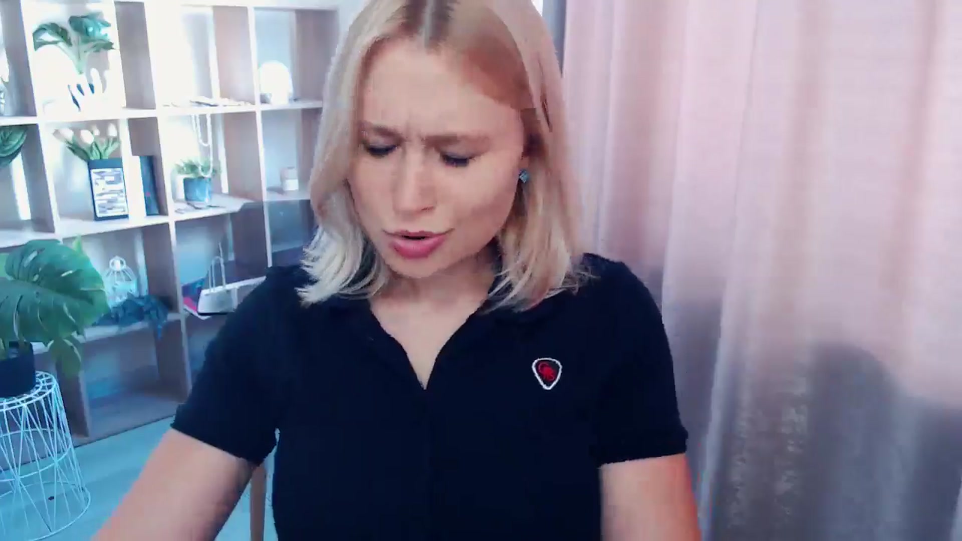 Gallery image thumbnail from Kukla_kolduna's myfreecams stream on, 08/02/2025, 11:43 image 13 of 20