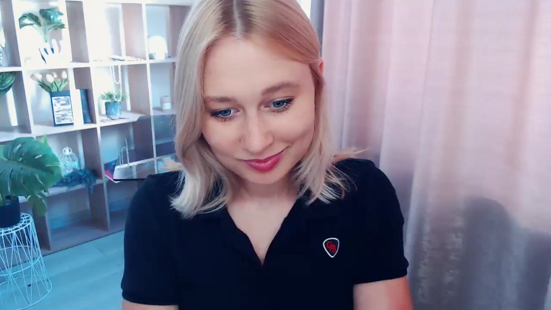 Gallery image thumbnail from Kukla_kolduna's myfreecams stream on, 08/02/2025, 11:43 image 14 of 20