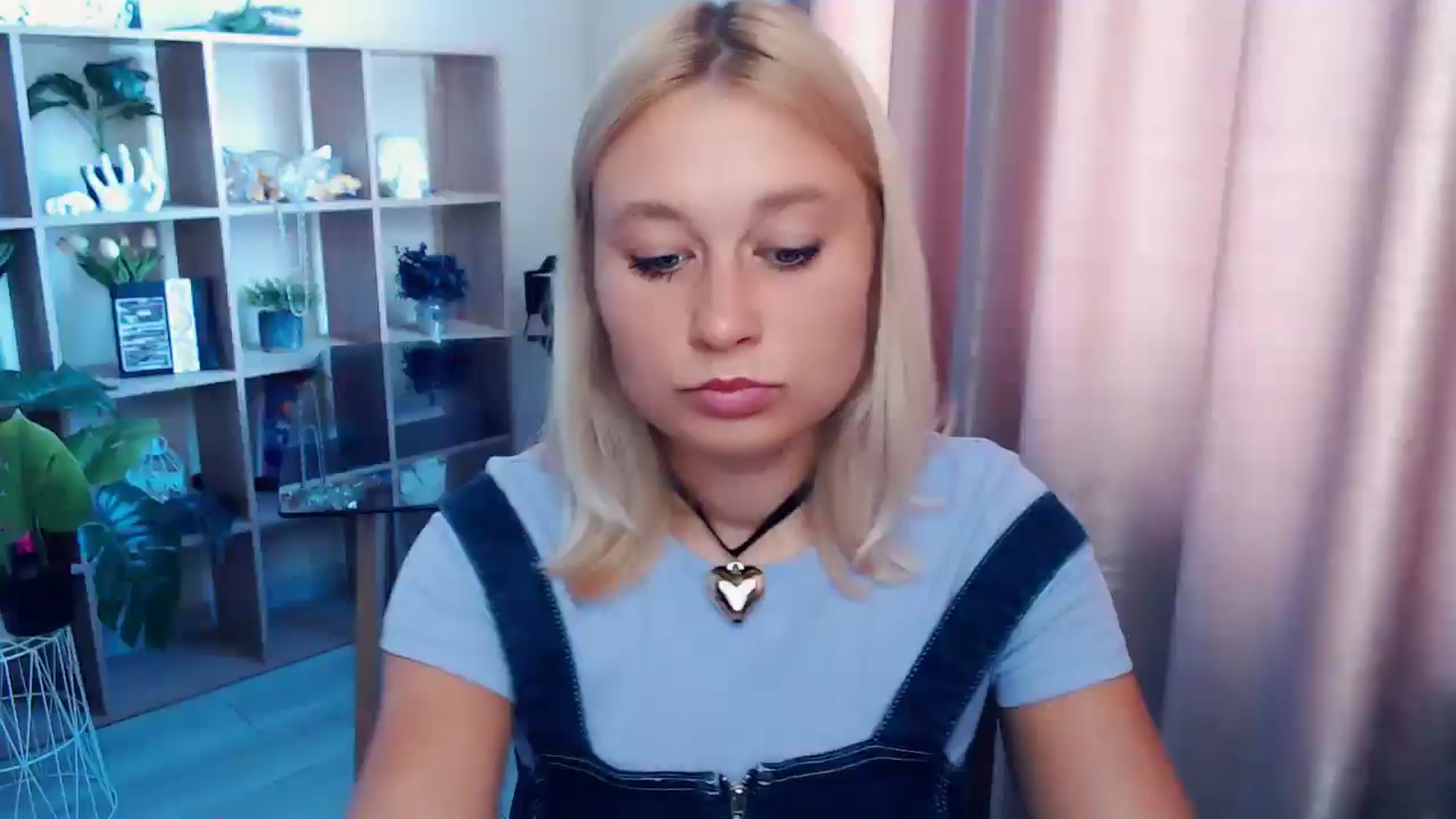 Gallery image thumbnail from Kukla_kolduna's myfreecams stream on, 08/16/2025, 07:23 image 18 of 20