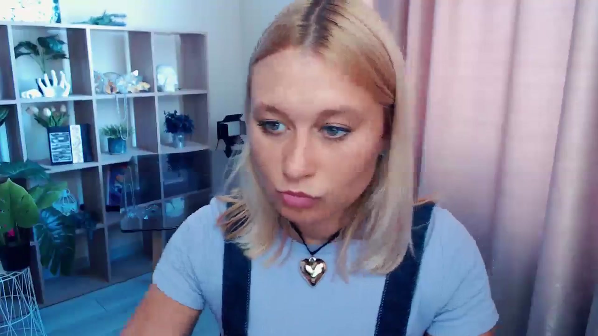 Gallery image thumbnail from Kukla_kolduna's myfreecams stream on, 08/16/2025, 09:50 image 6 of 20