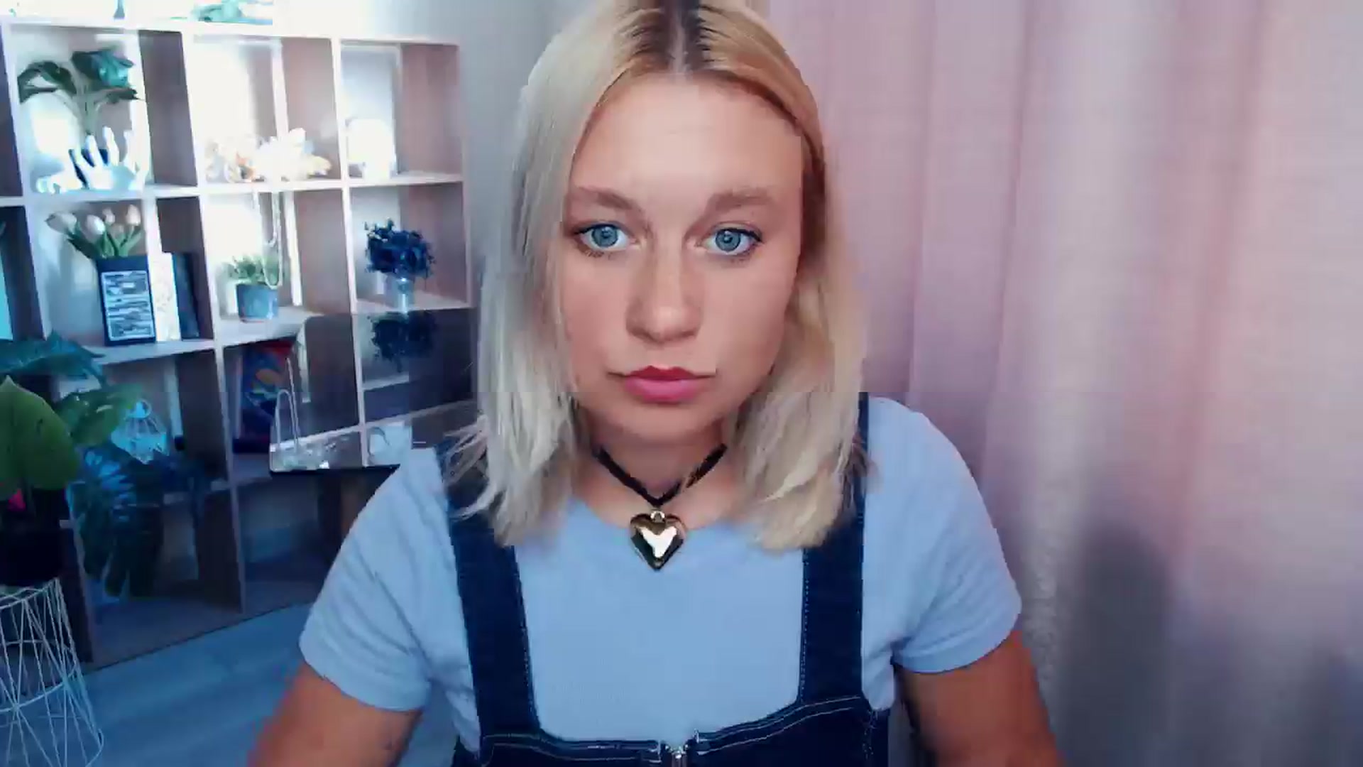 Gallery image thumbnail from Kukla_kolduna's myfreecams stream on, 08/16/2025, 15:30 image 10 of 20