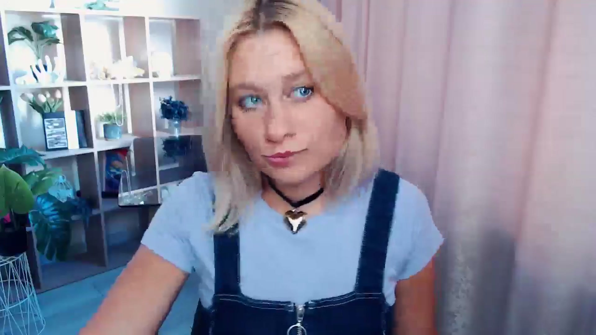 Gallery image thumbnail from Kukla_kolduna's myfreecams stream on, 08/16/2025, 15:30 image 15 of 20
