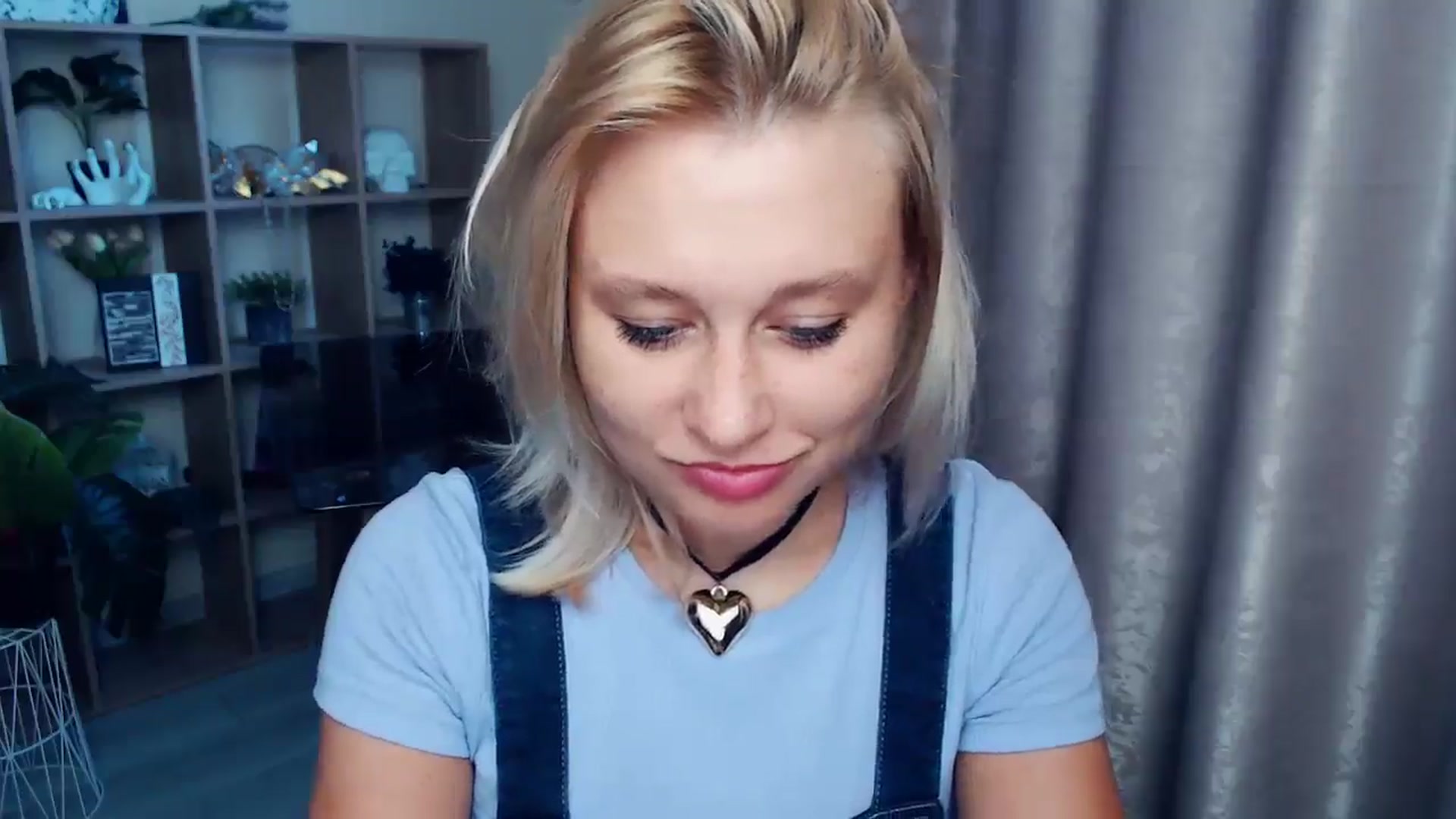 Gallery image thumbnail from Kukla_kolduna's myfreecams stream on, 08/16/2025, 17:24 image 2 of 20
