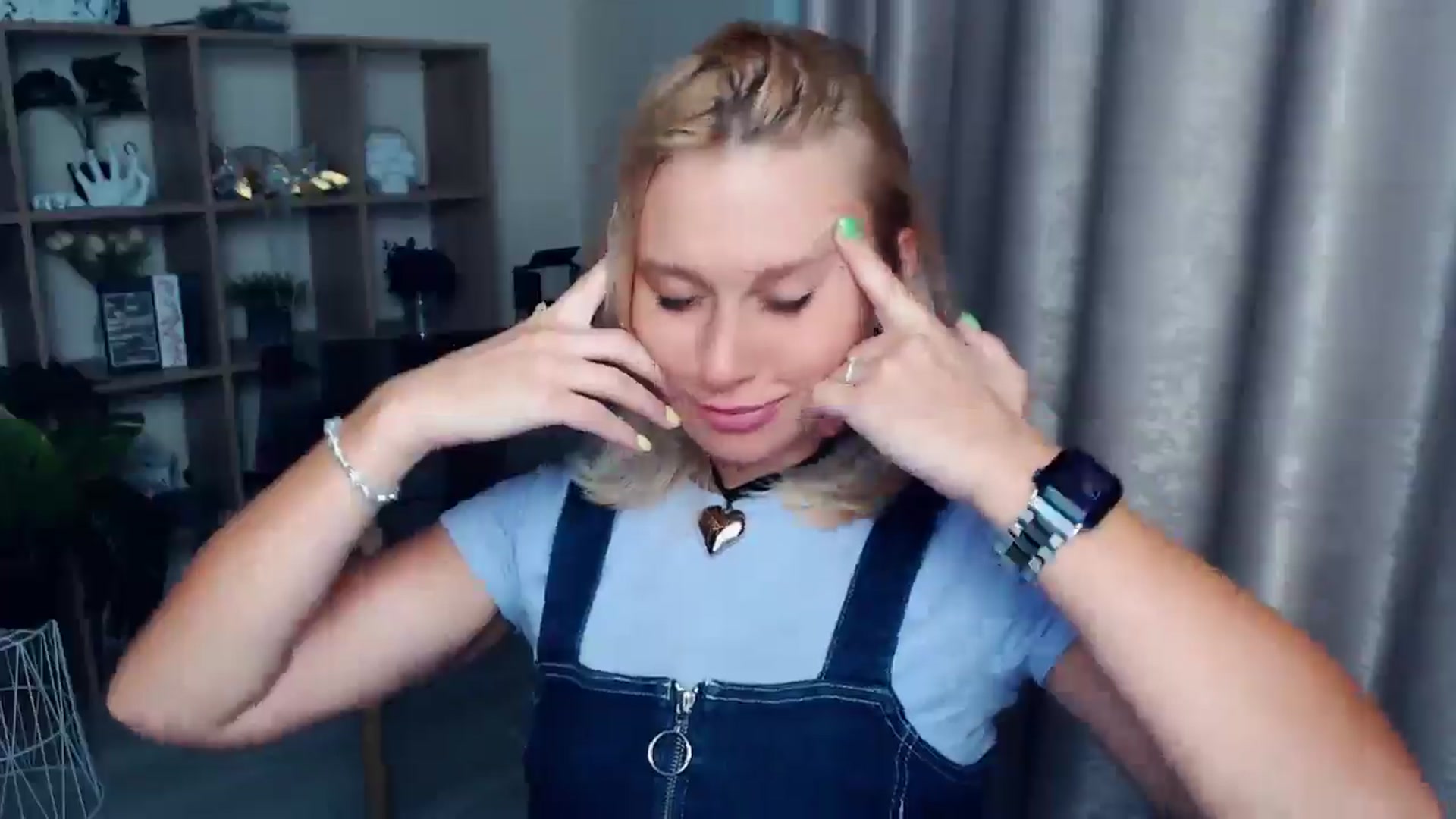 Gallery image thumbnail from Kukla_kolduna's myfreecams stream on, 08/16/2025, 17:54 image 12 of 20