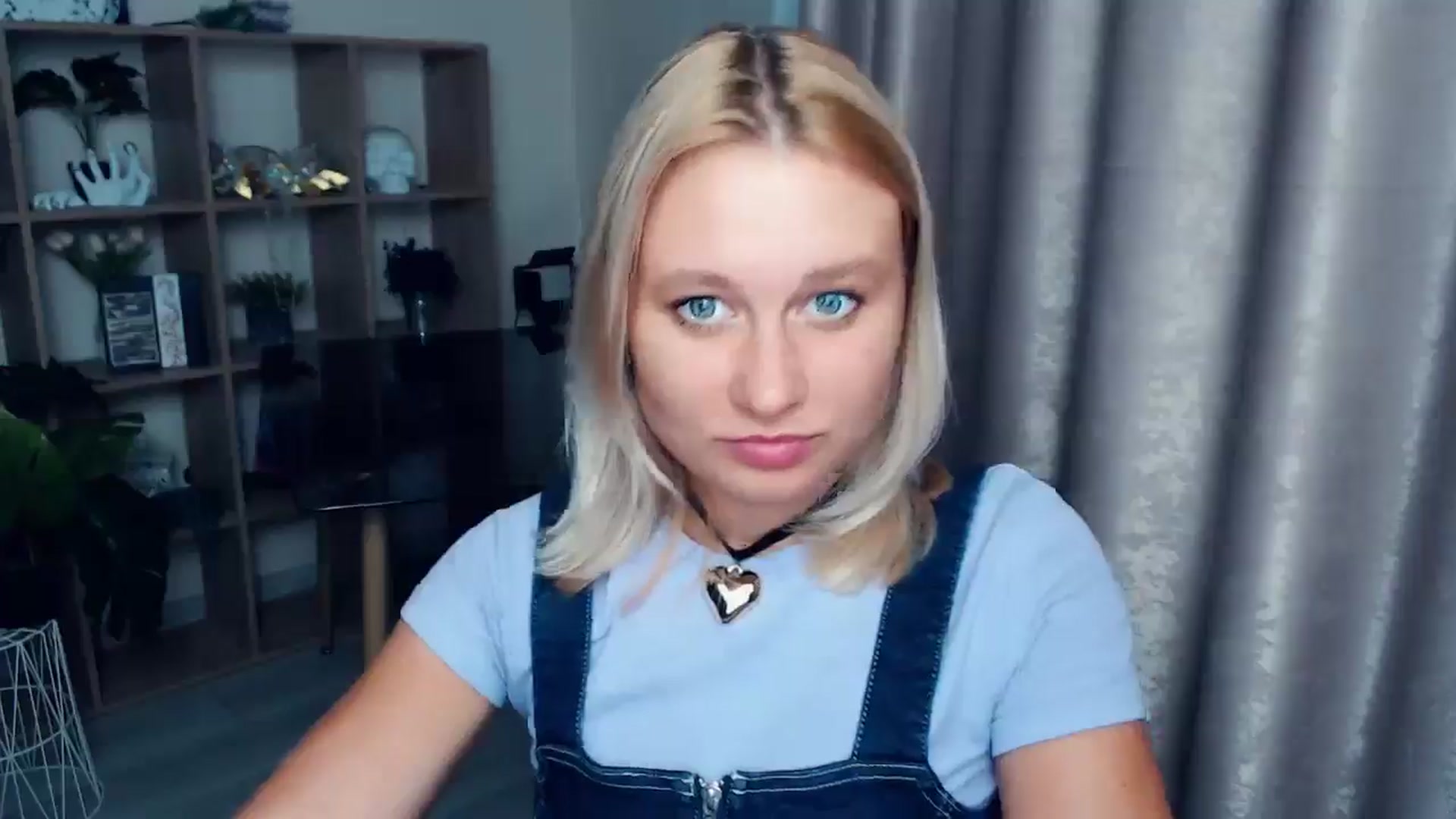 Gallery image thumbnail from Kukla_kolduna's myfreecams stream on, 08/16/2025, 17:54 image 10 of 20
