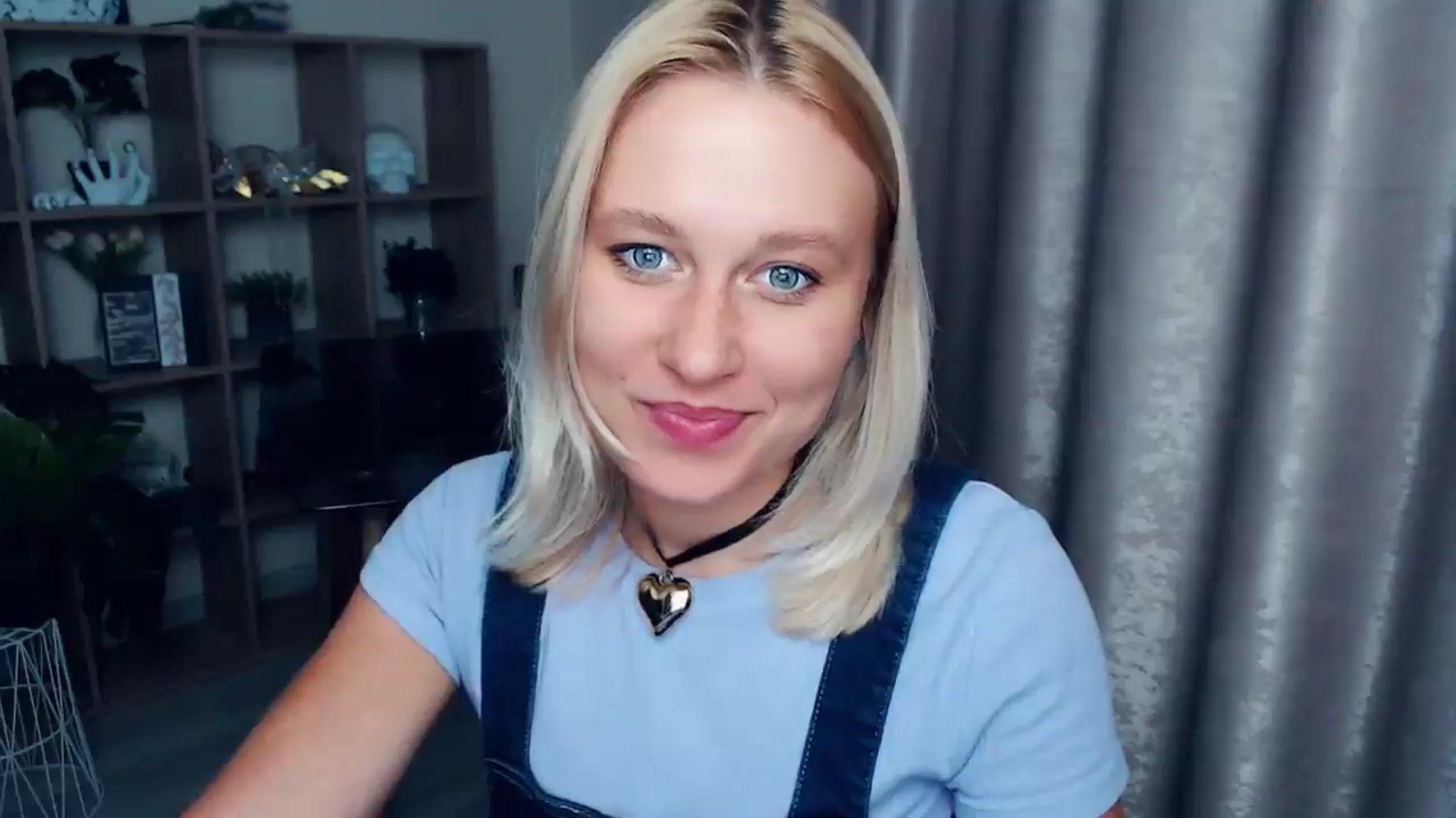 Gallery image thumbnail from Kukla_kolduna's myfreecams stream on, 08/16/2025, 17:54 image 8 of 20
