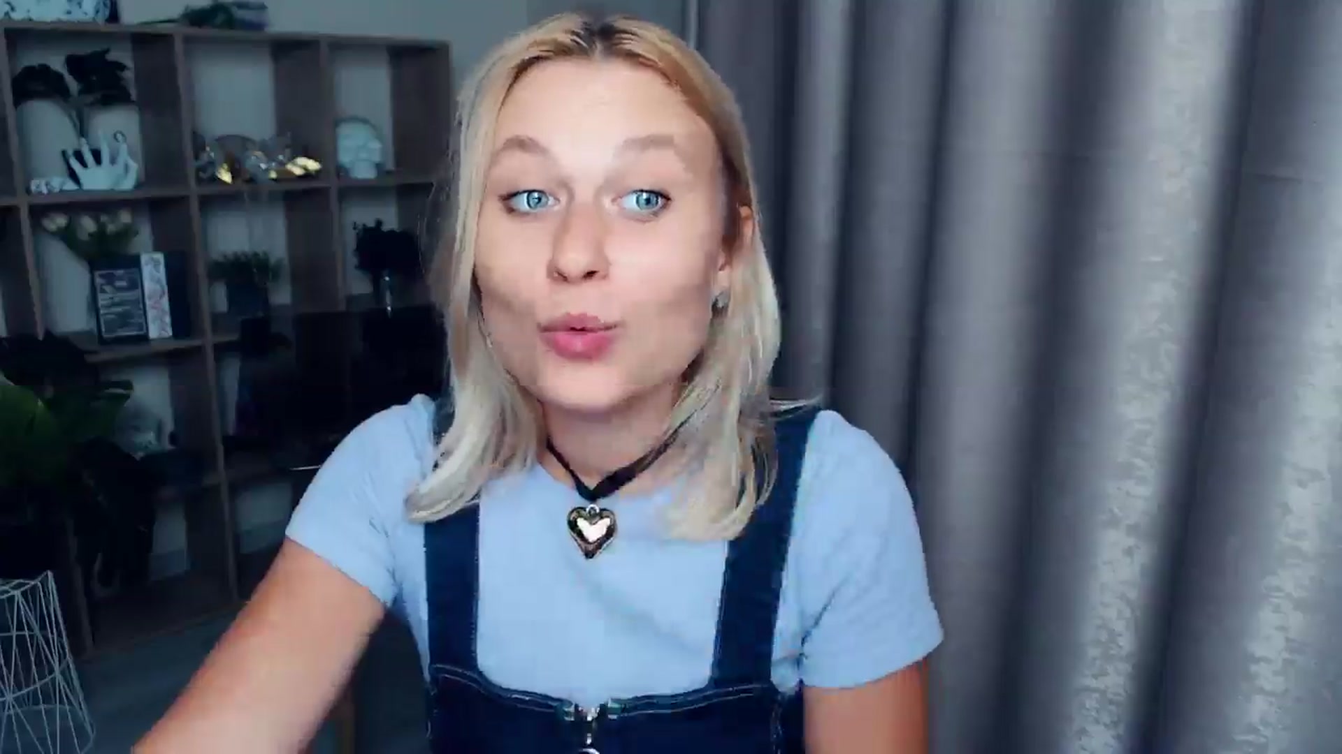 Gallery image thumbnail from Kukla_kolduna's myfreecams stream on, 08/16/2025, 18:18 image 5 of 20