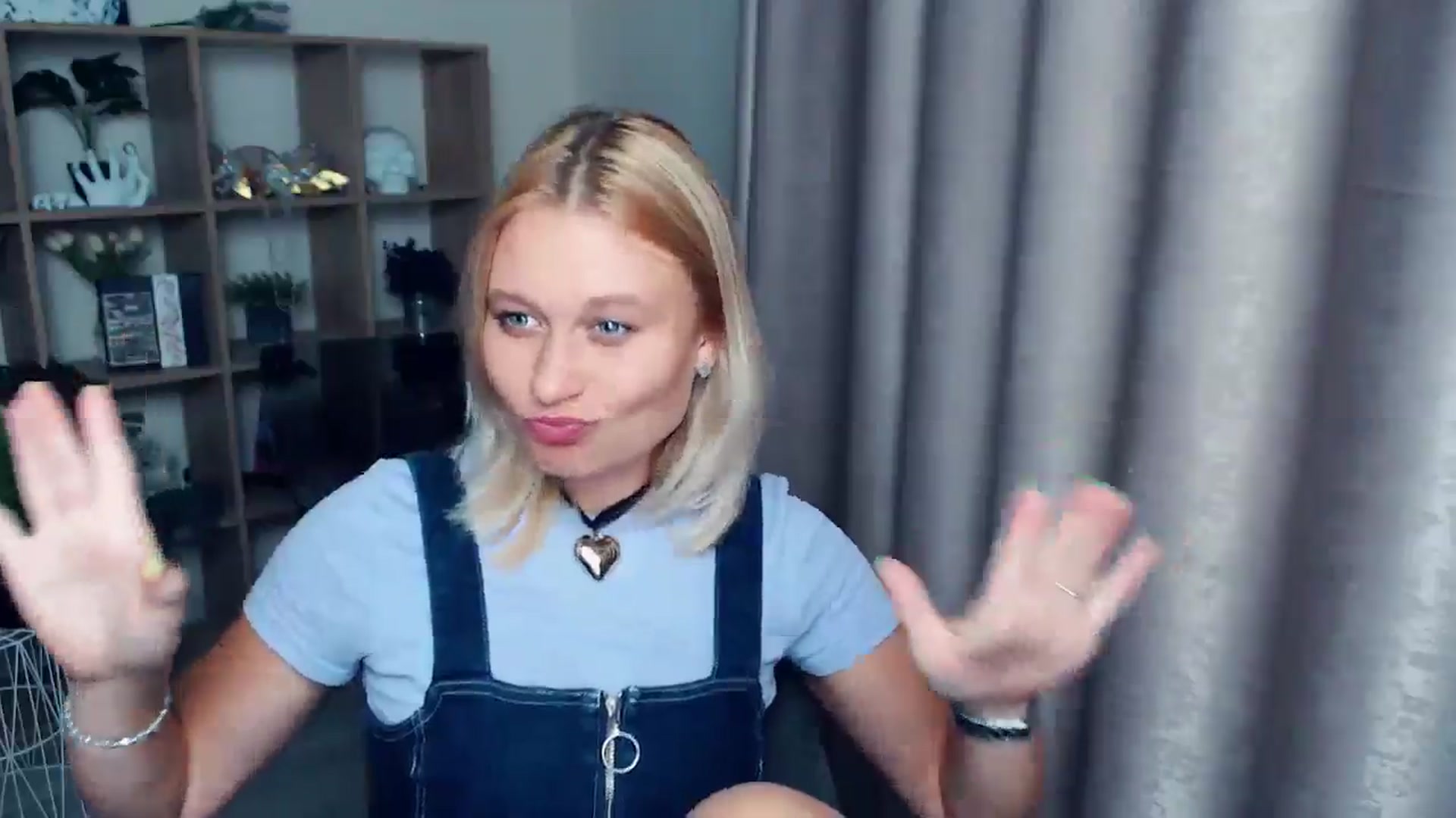 Gallery image thumbnail from Kukla_kolduna's myfreecams stream on, 08/16/2025, 18:18 image 17 of 20