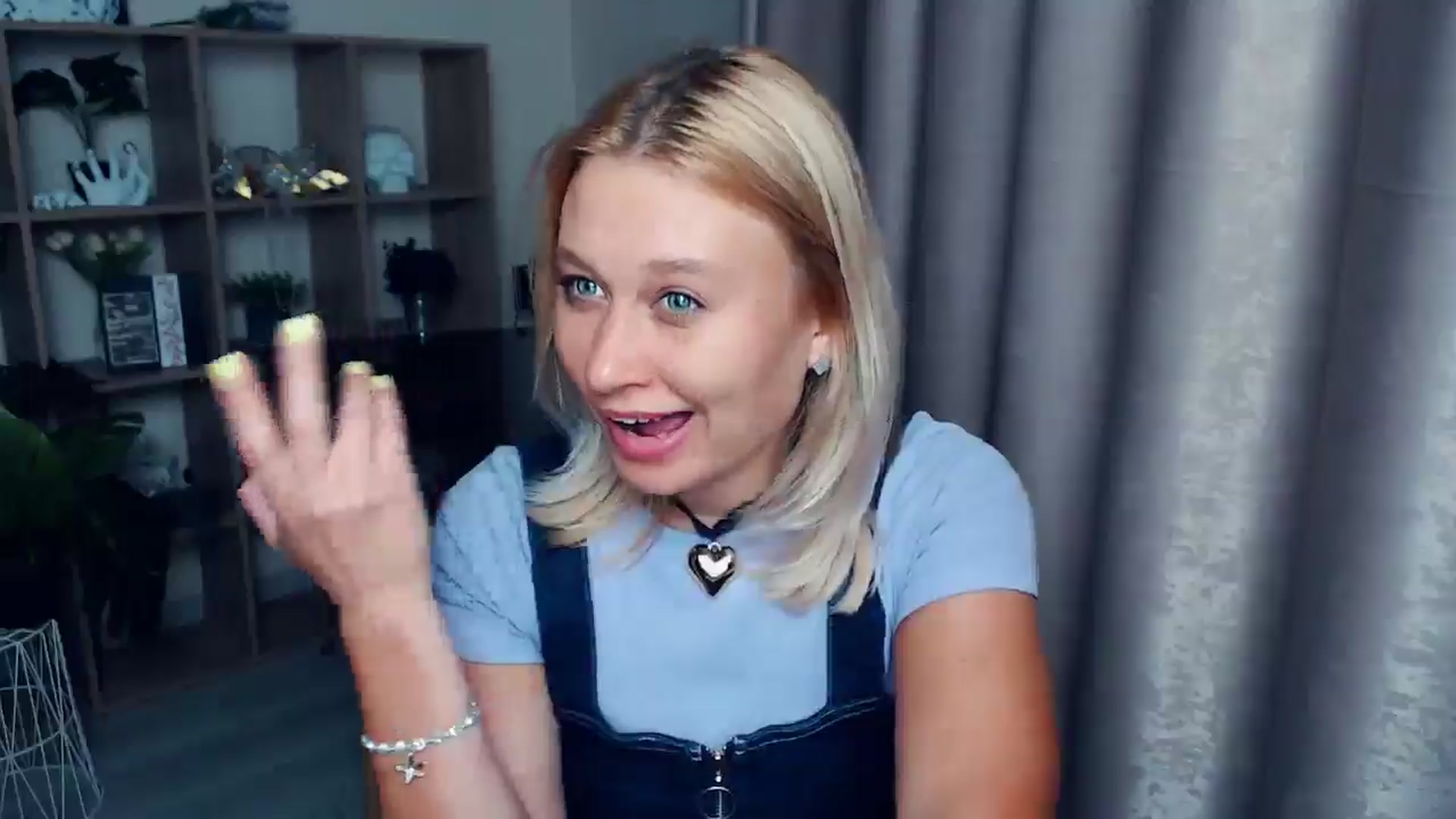 Gallery image thumbnail from Kukla_kolduna's myfreecams stream on, 08/16/2025, 18:18 image 9 of 20