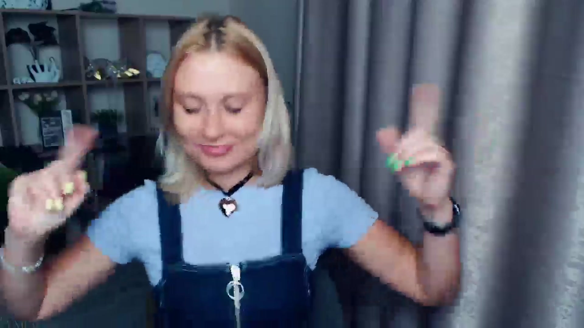 Gallery image thumbnail from Kukla_kolduna's myfreecams stream on, 08/16/2025, 18:18 image 14 of 20