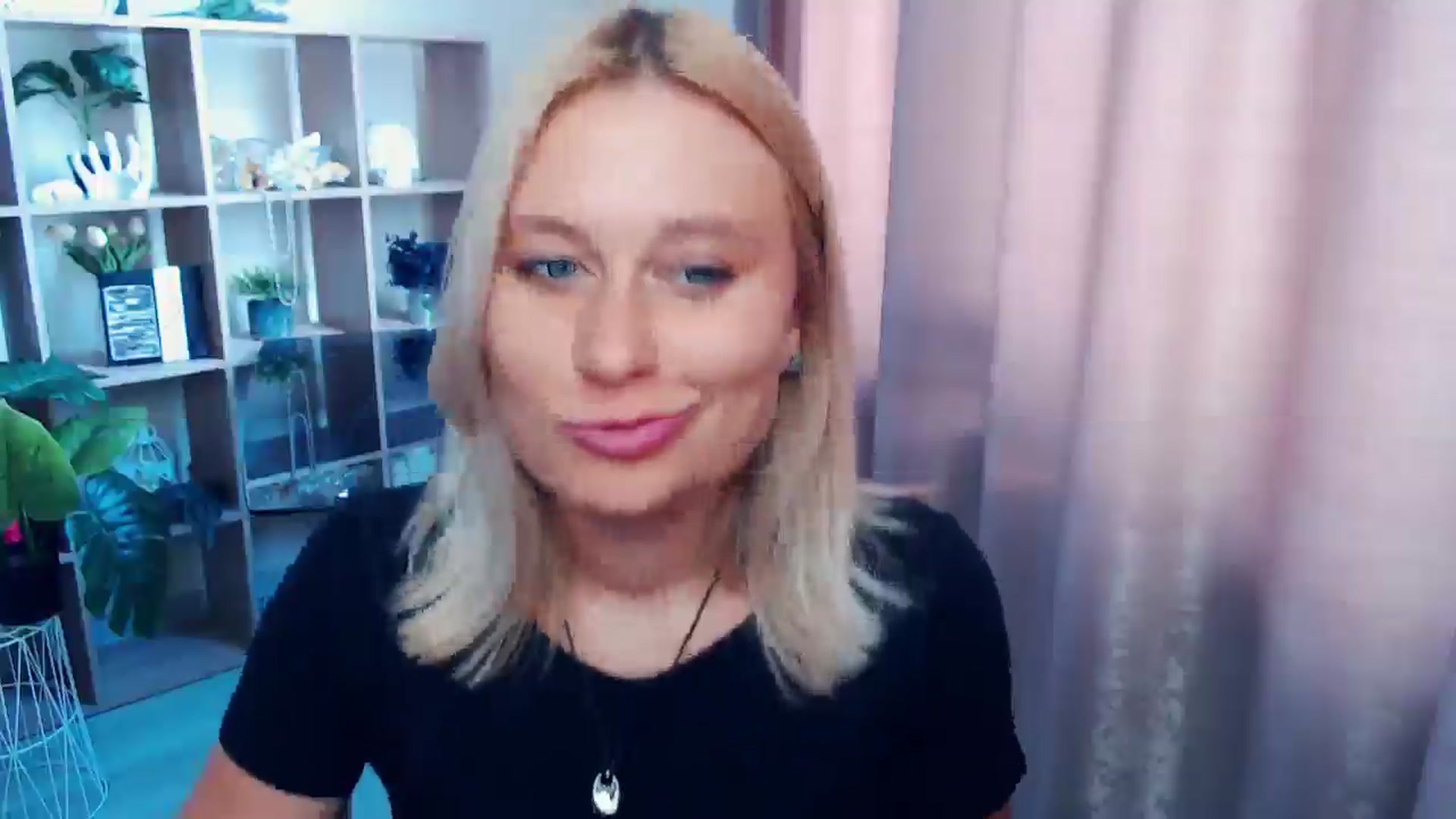 Gallery image thumbnail from Kukla_kolduna's myfreecams stream on, 08/17/2025, 08:48 image 8 of 20