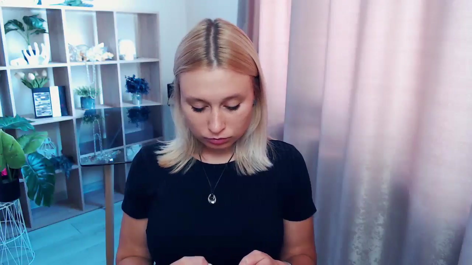 Gallery image thumbnail from Kukla_kolduna's myfreecams stream on, 08/17/2025, 08:48 image 14 of 20