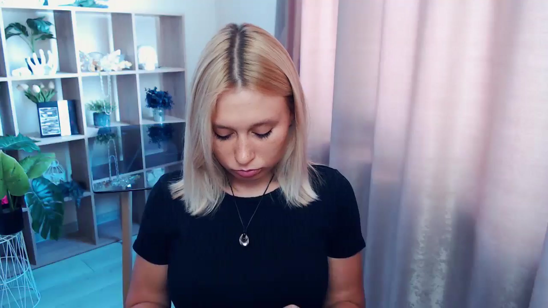 Gallery image thumbnail from Kukla_kolduna's myfreecams stream on, 08/17/2025, 08:48 image 20 of 20