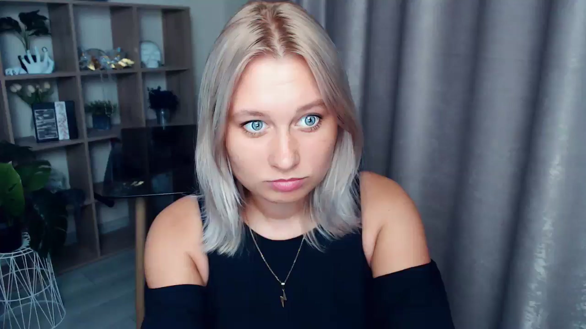 Gallery image thumbnail from Kukla_kolduna's myfreecams stream on, 08/21/2025, 17:12 image 19 of 20