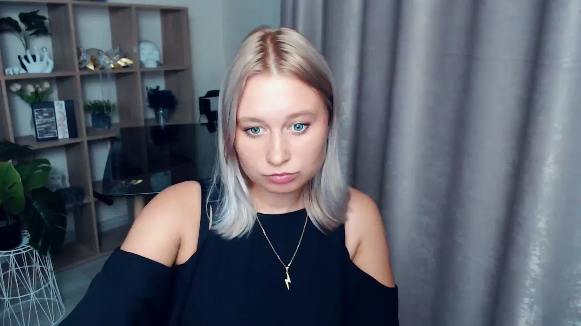Gallery image thumbnail from Kukla_kolduna's myfreecams stream on, 08/21/2025, 18:02 image 11 of 20