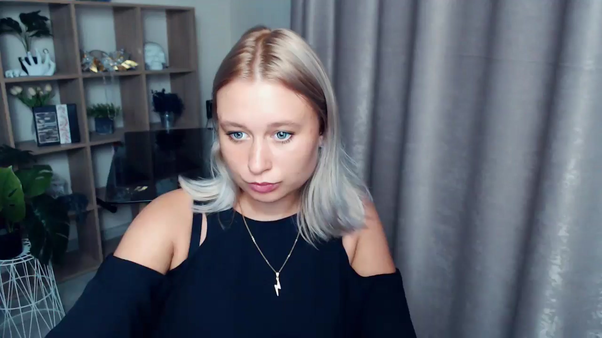 Gallery image thumbnail from Kukla_kolduna's myfreecams stream on, 08/21/2025, 18:02 image 5 of 20