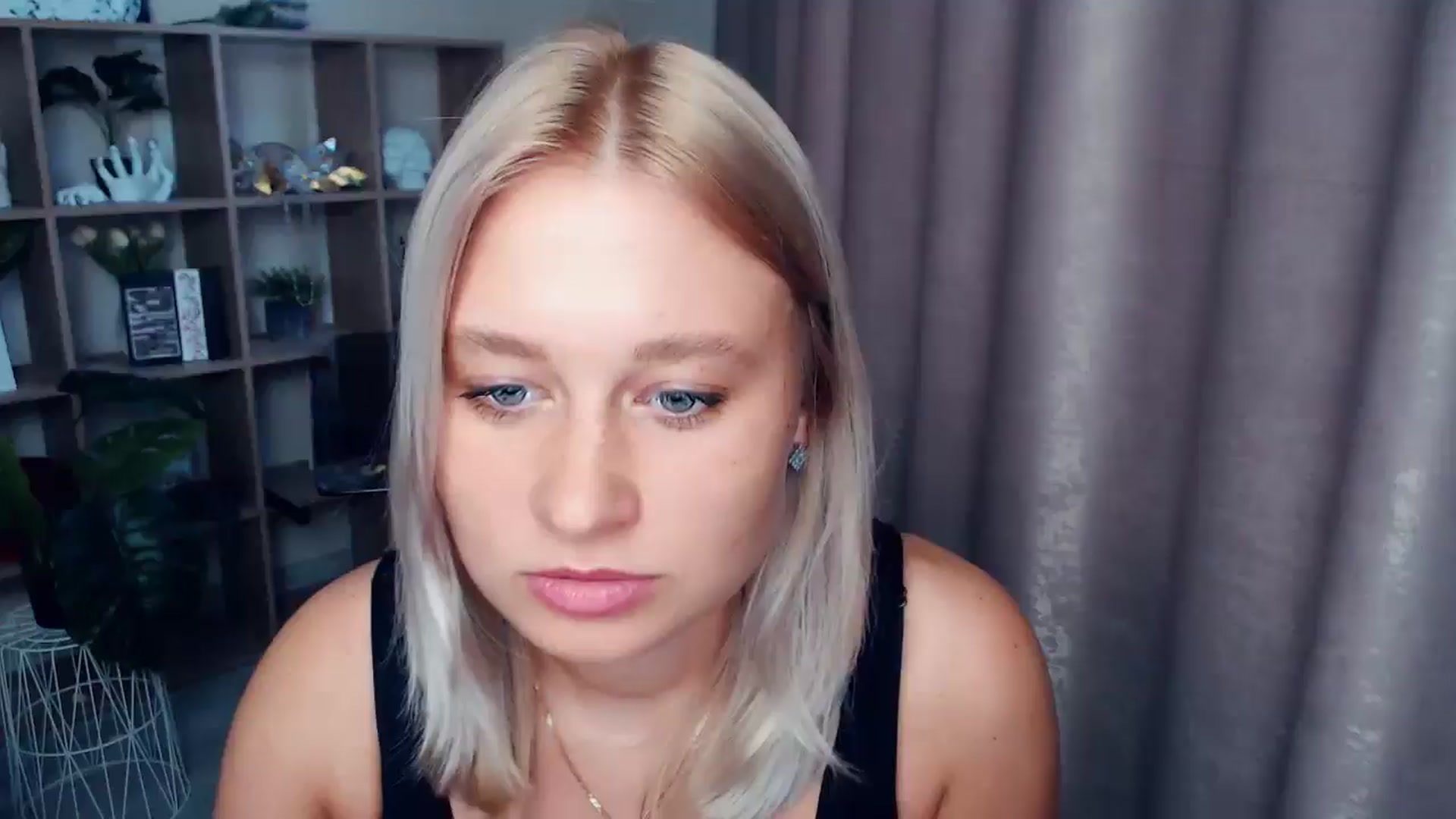 Gallery image thumbnail from Kukla_kolduna's myfreecams stream on, 08/22/2025, 16:49 image 1 of 20
