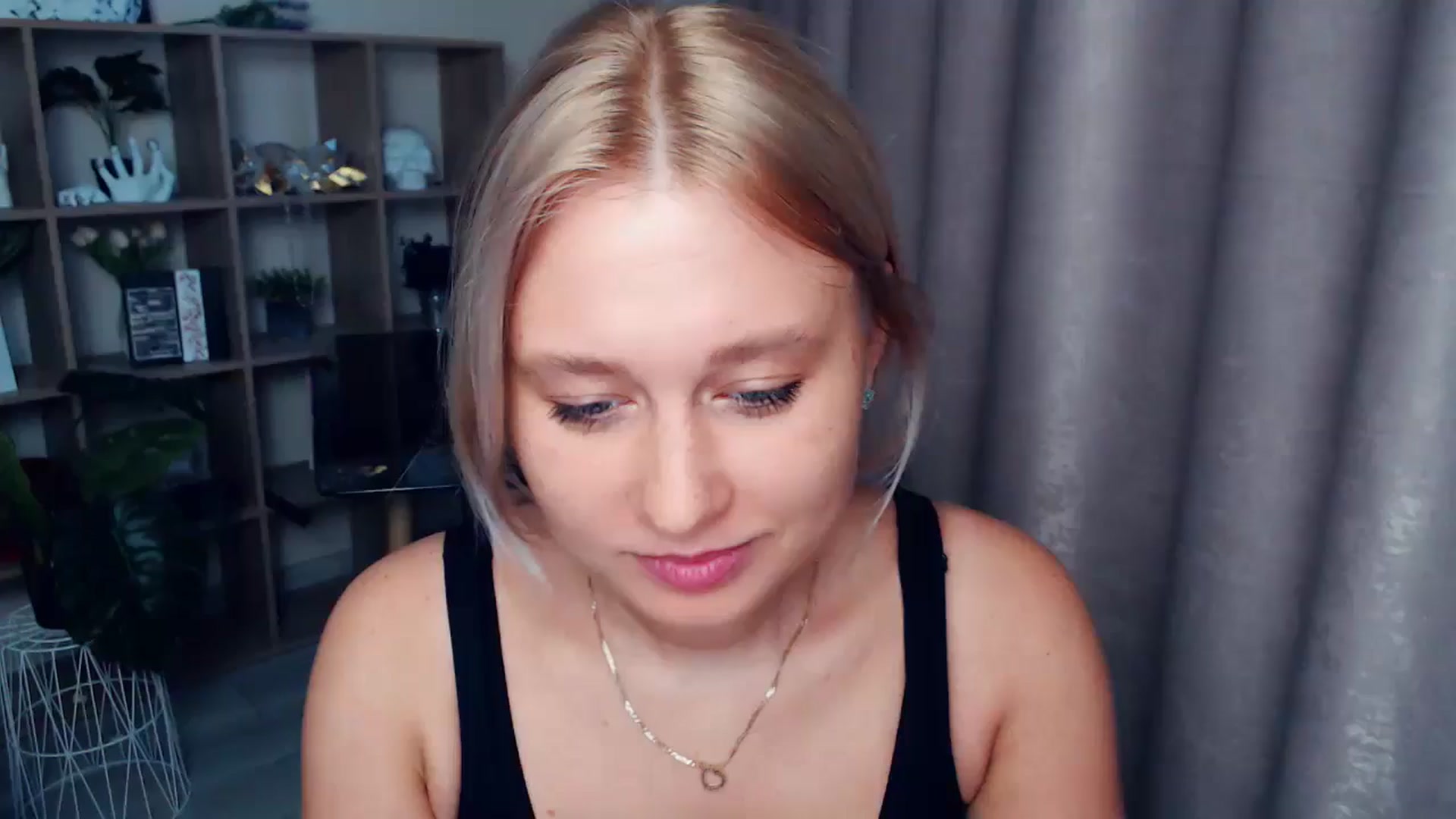 Gallery image thumbnail from Kukla_kolduna's myfreecams stream on, 08/22/2025, 16:49 image 20 of 20
