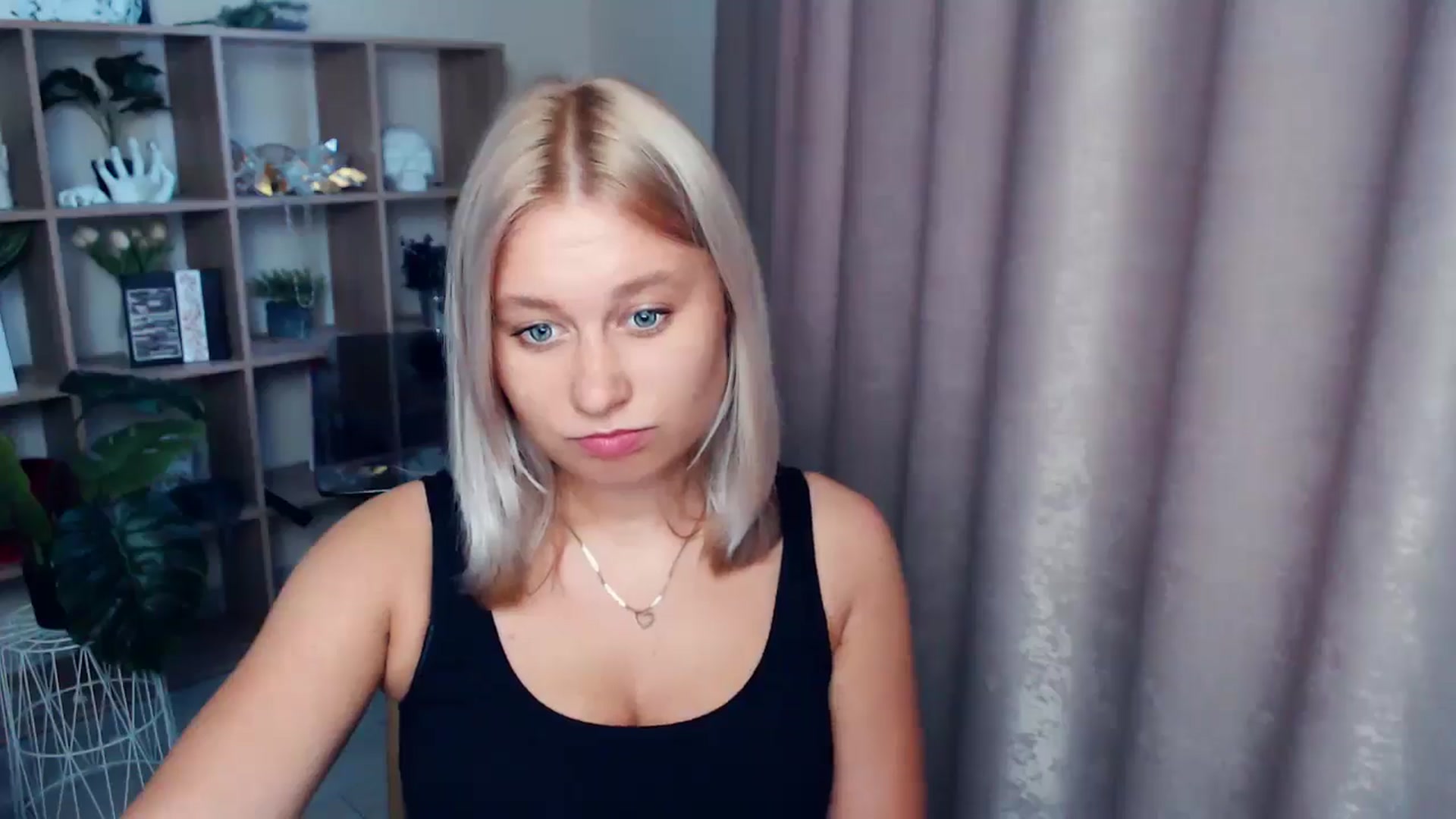 Gallery image thumbnail from Kukla_kolduna's myfreecams stream on, 08/22/2025, 16:49 image 16 of 20