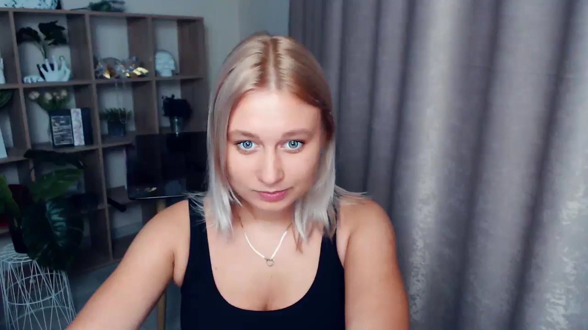 Gallery image thumbnail from Kukla_kolduna's myfreecams stream on, 08/22/2025, 17:27 image 4 of 20