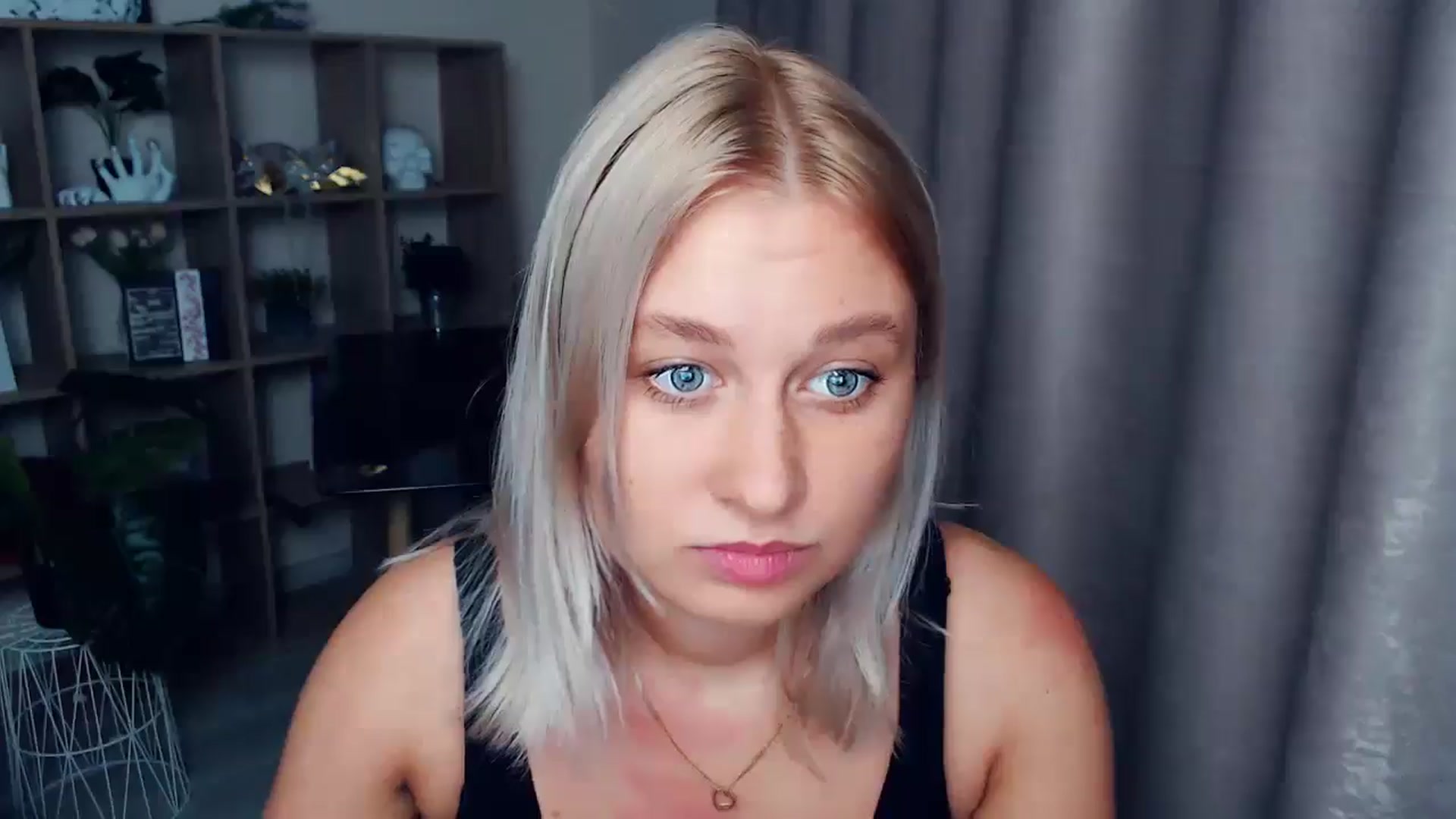 Gallery image thumbnail from Kukla_kolduna's myfreecams stream on, 08/22/2025, 17:27 image 7 of 20