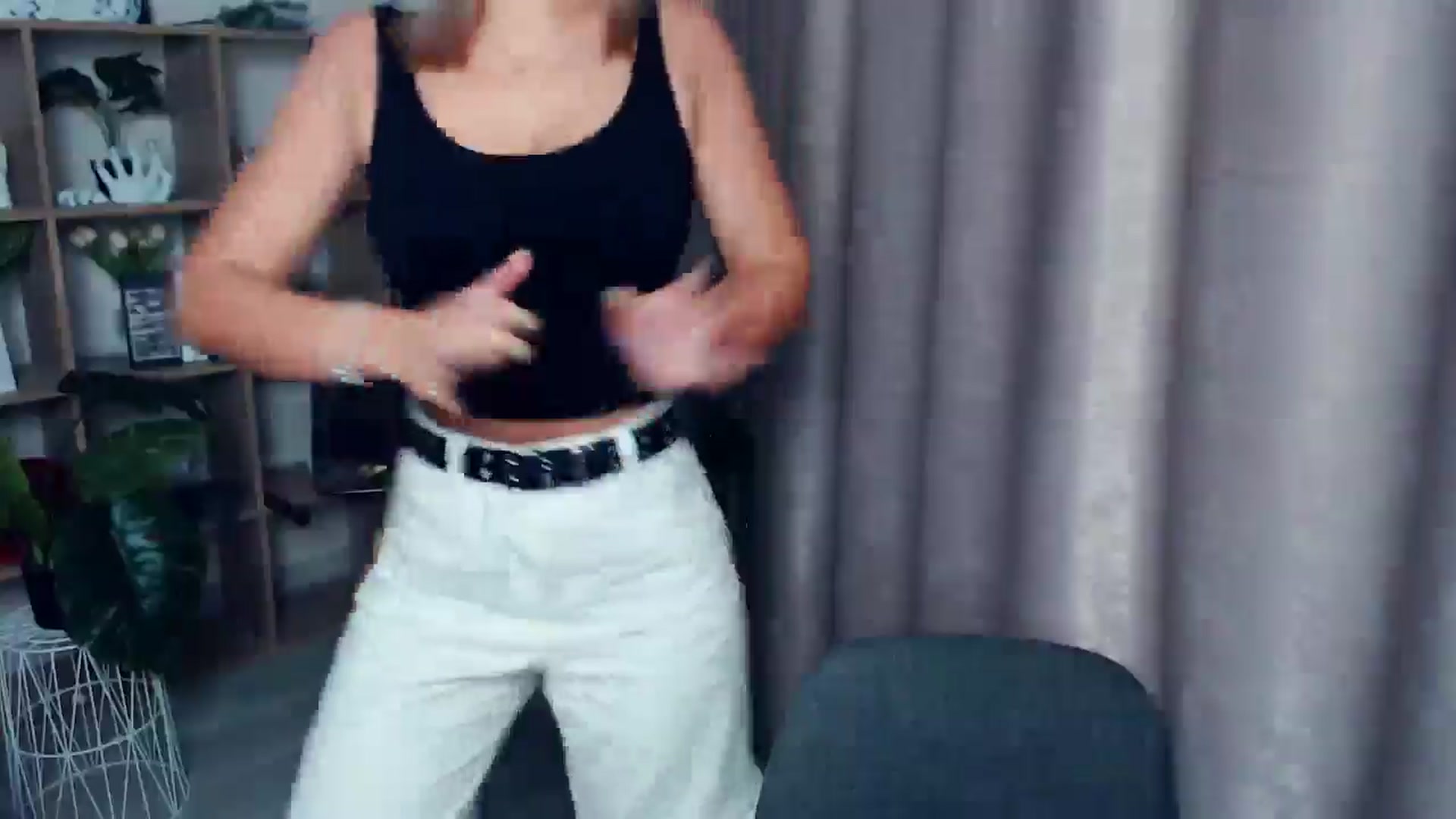 Gallery image thumbnail from Kukla_kolduna's myfreecams stream on, 08/22/2025, 18:10 image 2 of 20