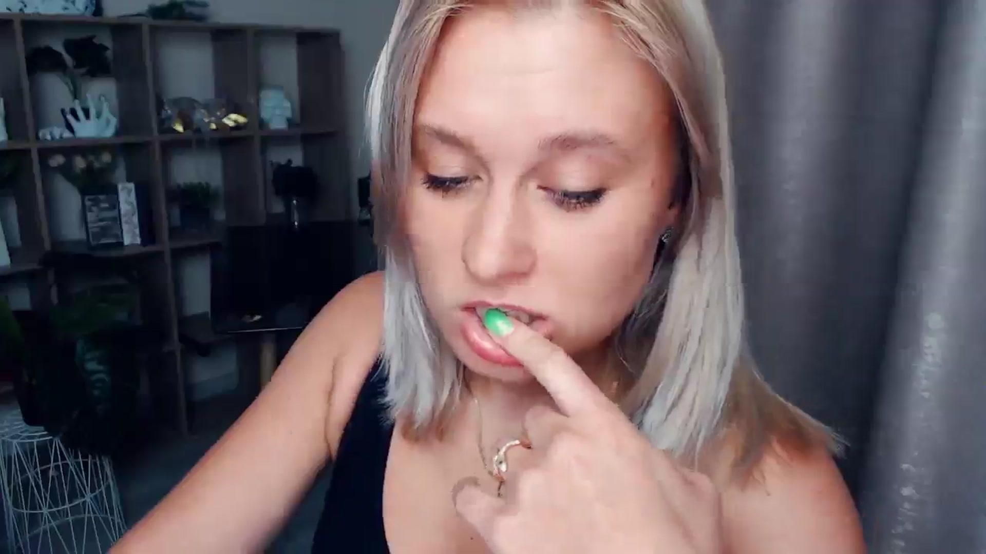 Gallery image thumbnail from Kukla_kolduna's myfreecams stream on, 08/22/2025, 18:10 image 20 of 20