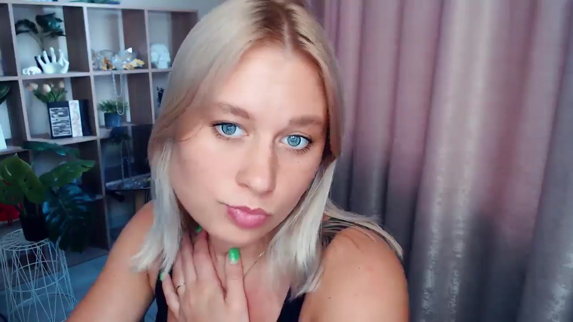 Gallery image thumbnail from Kukla_kolduna's myfreecams stream on, 08/23/2025, 15:47 image 20 of 20