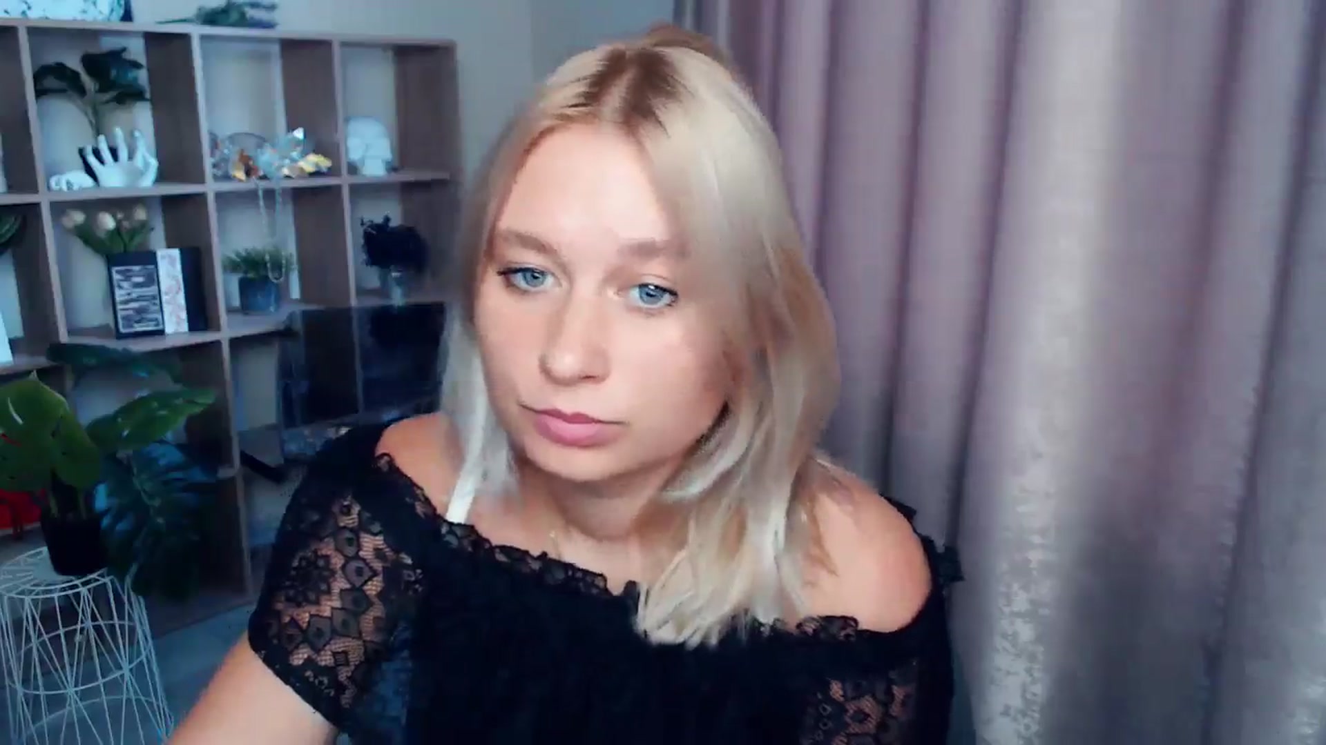 Gallery image thumbnail from Kukla_kolduna's myfreecams stream on, 08/23/2025, 16:30 image 6 of 20