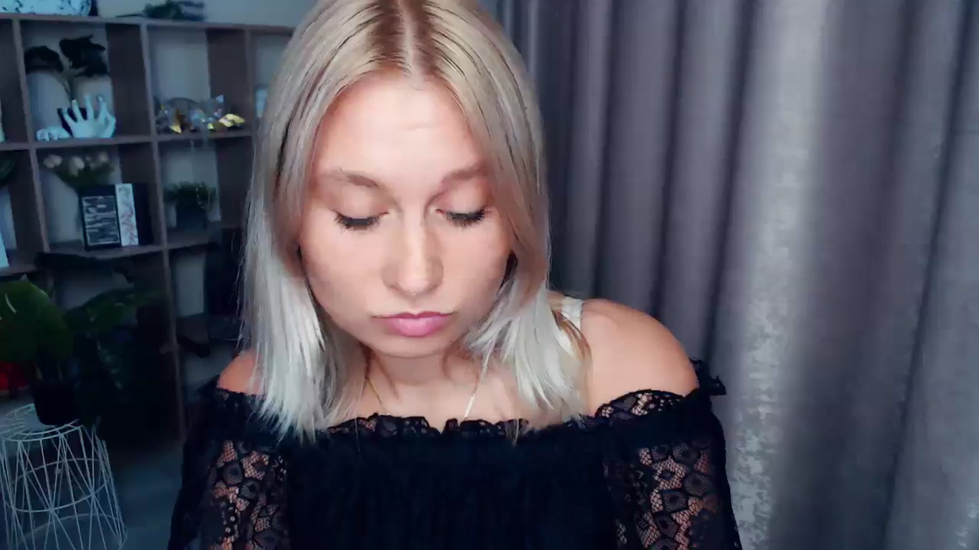 Gallery image thumbnail from Kukla_kolduna's myfreecams stream on, 08/23/2025, 18:05 image 3 of 20