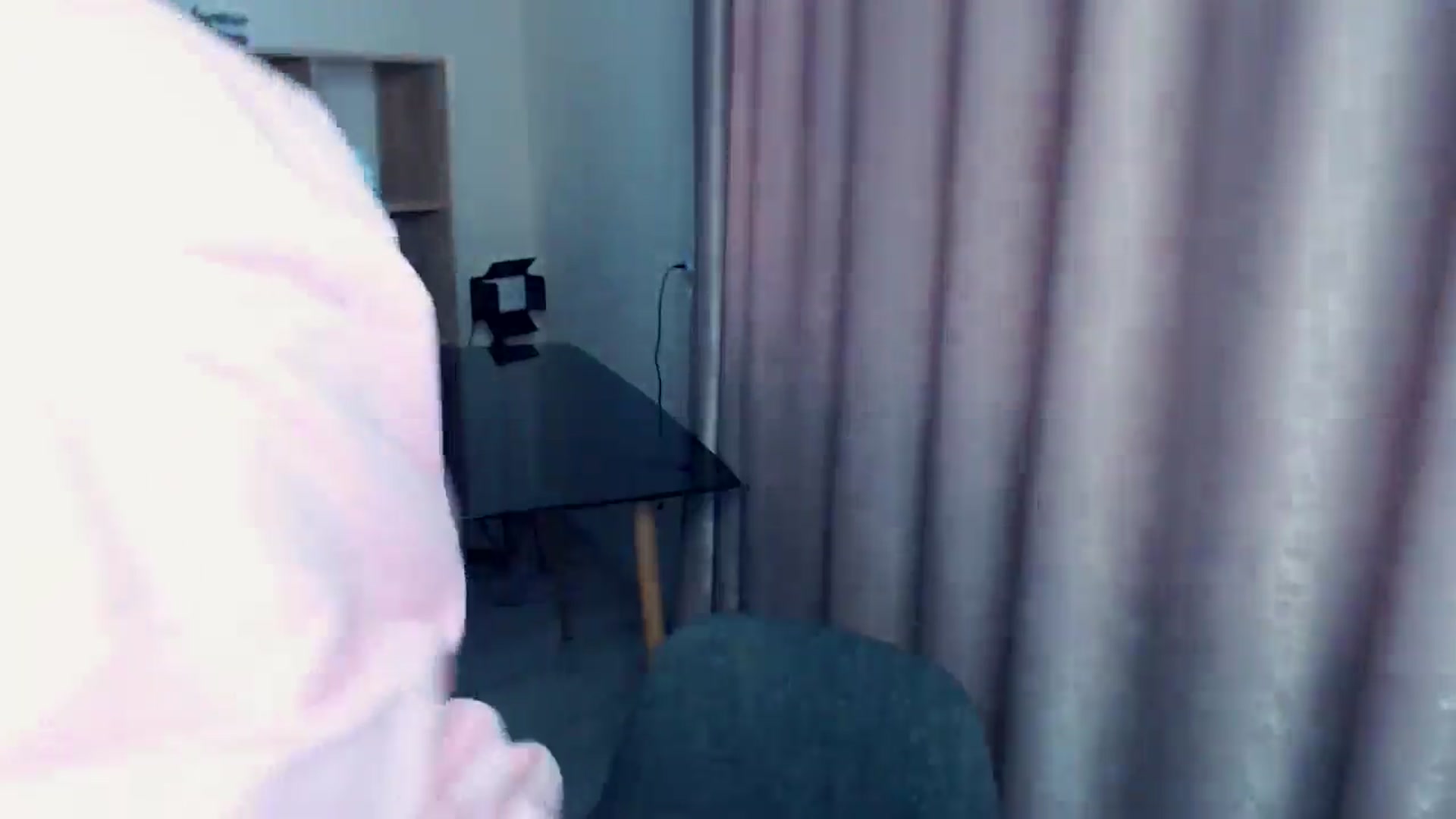 Gallery image thumbnail from Kukla_kolduna's myfreecams stream on, 08/24/2025, 15:36 image 15 of 20